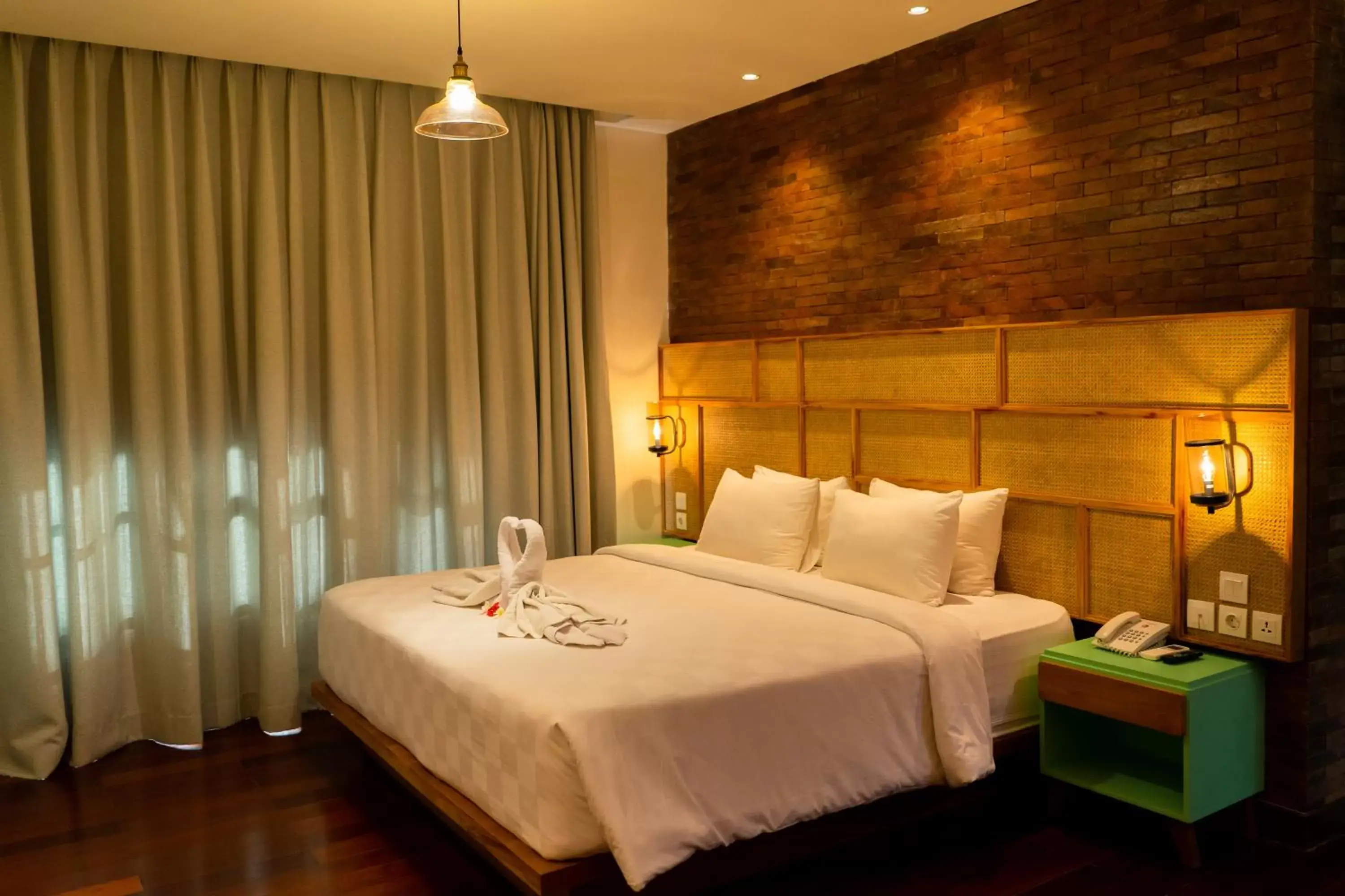 Bedroom, Bed in Fourteen Roses Boutique Hotel, Kuta