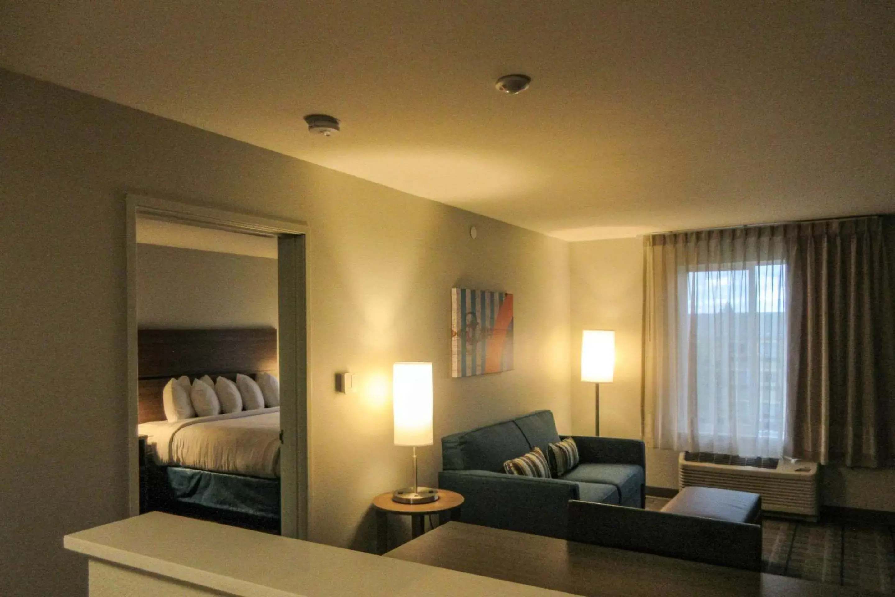Photo of the whole room, Seating Area in MainStay Suites Spokane Airport