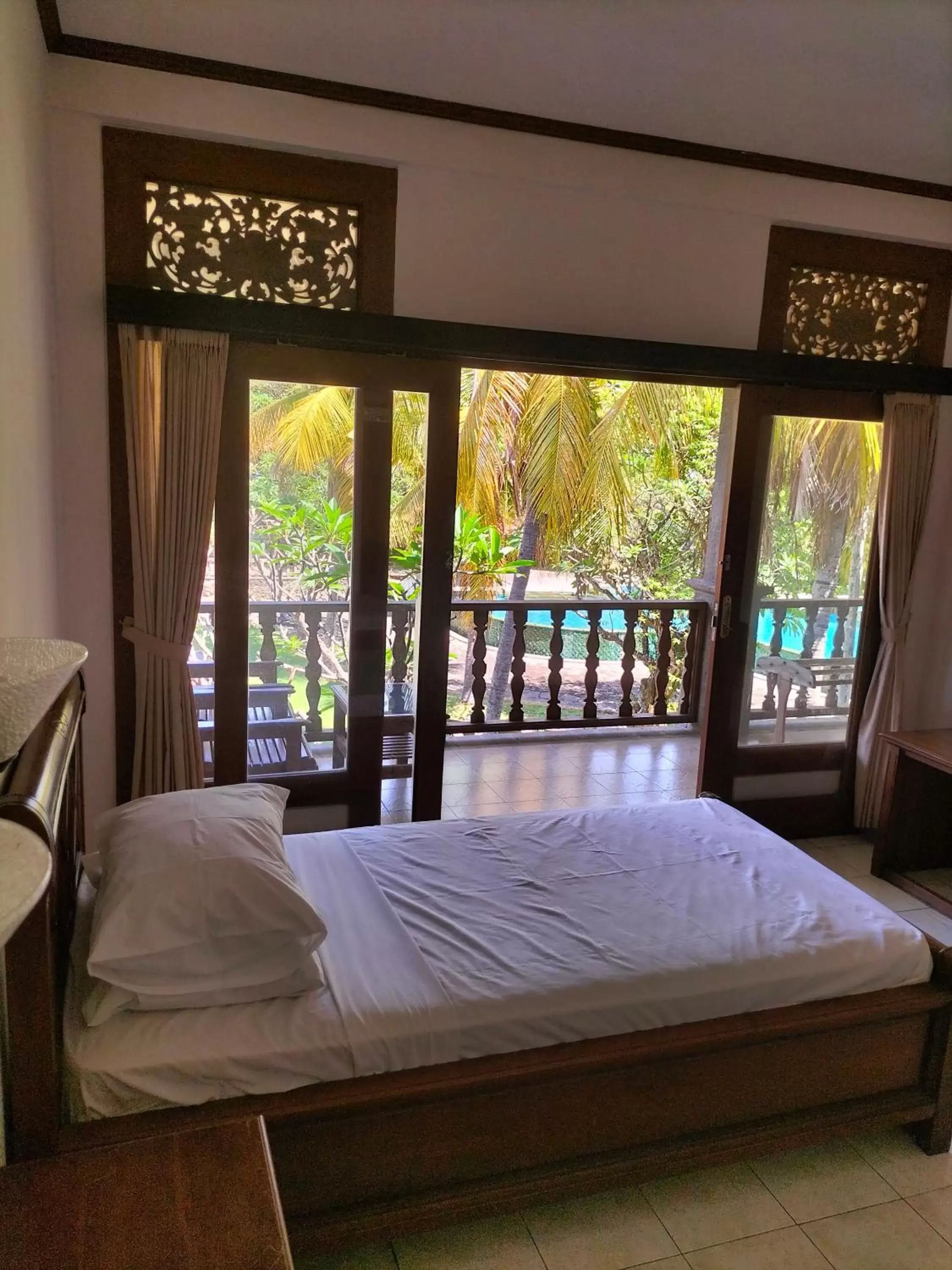 Apartment with Pool View in Hotel SeaSide lovina Apartment with Pool View in Hotel SeaSide lovina