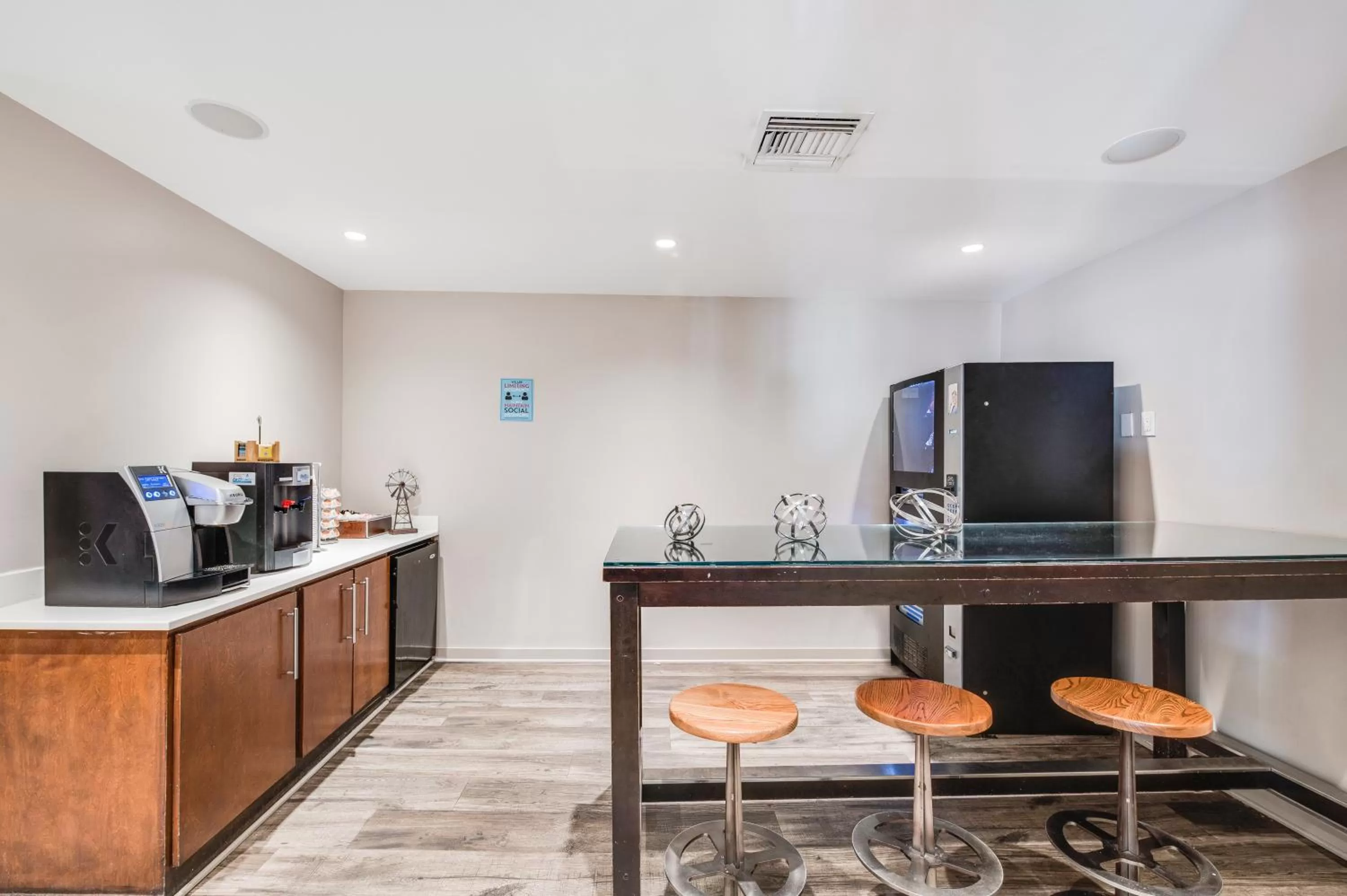 Breakfast in The Landon Bay Harbor-Miami Beach