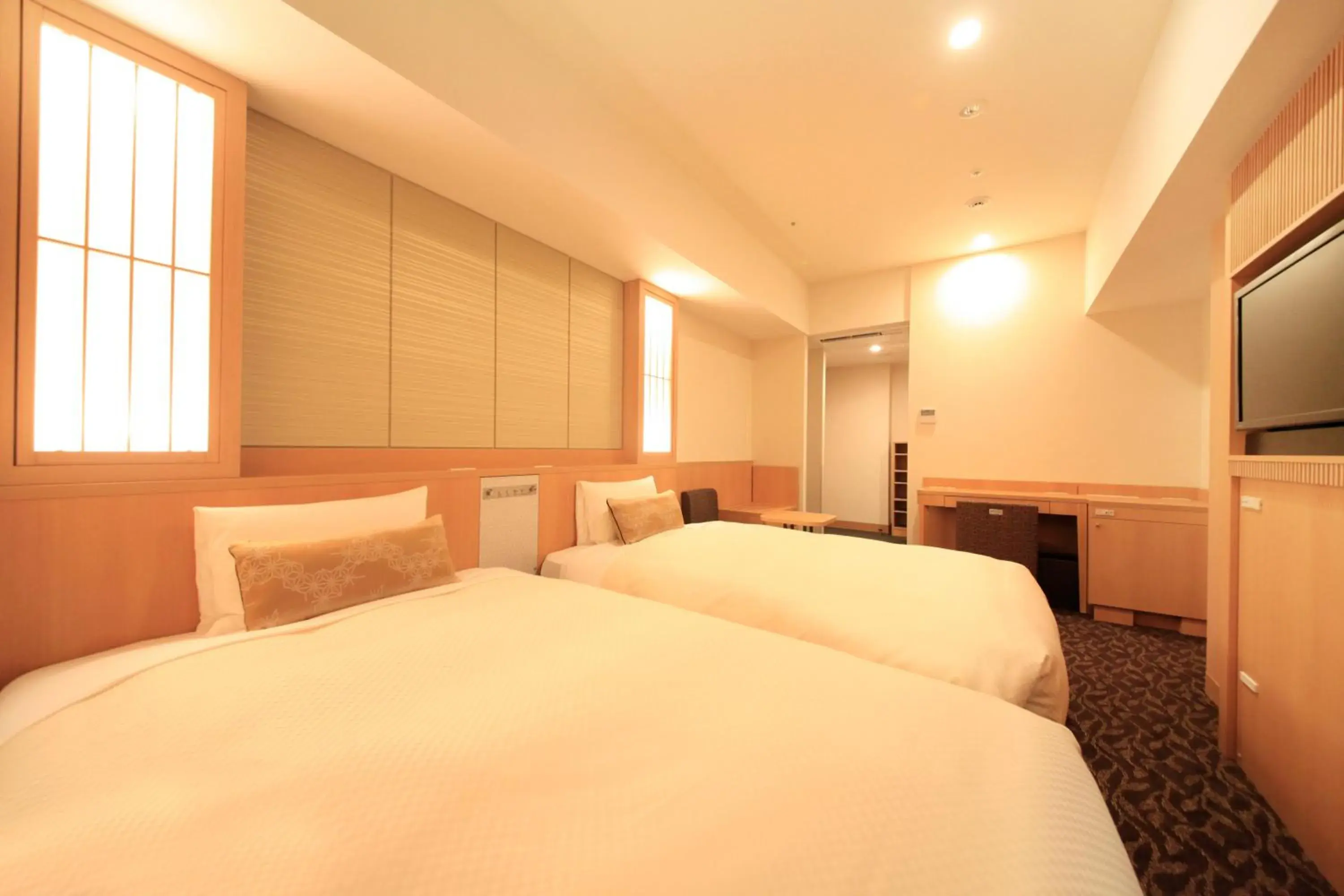 Photo of the whole room, Bed in Vessel Hotel Campana Kyoto Gojo