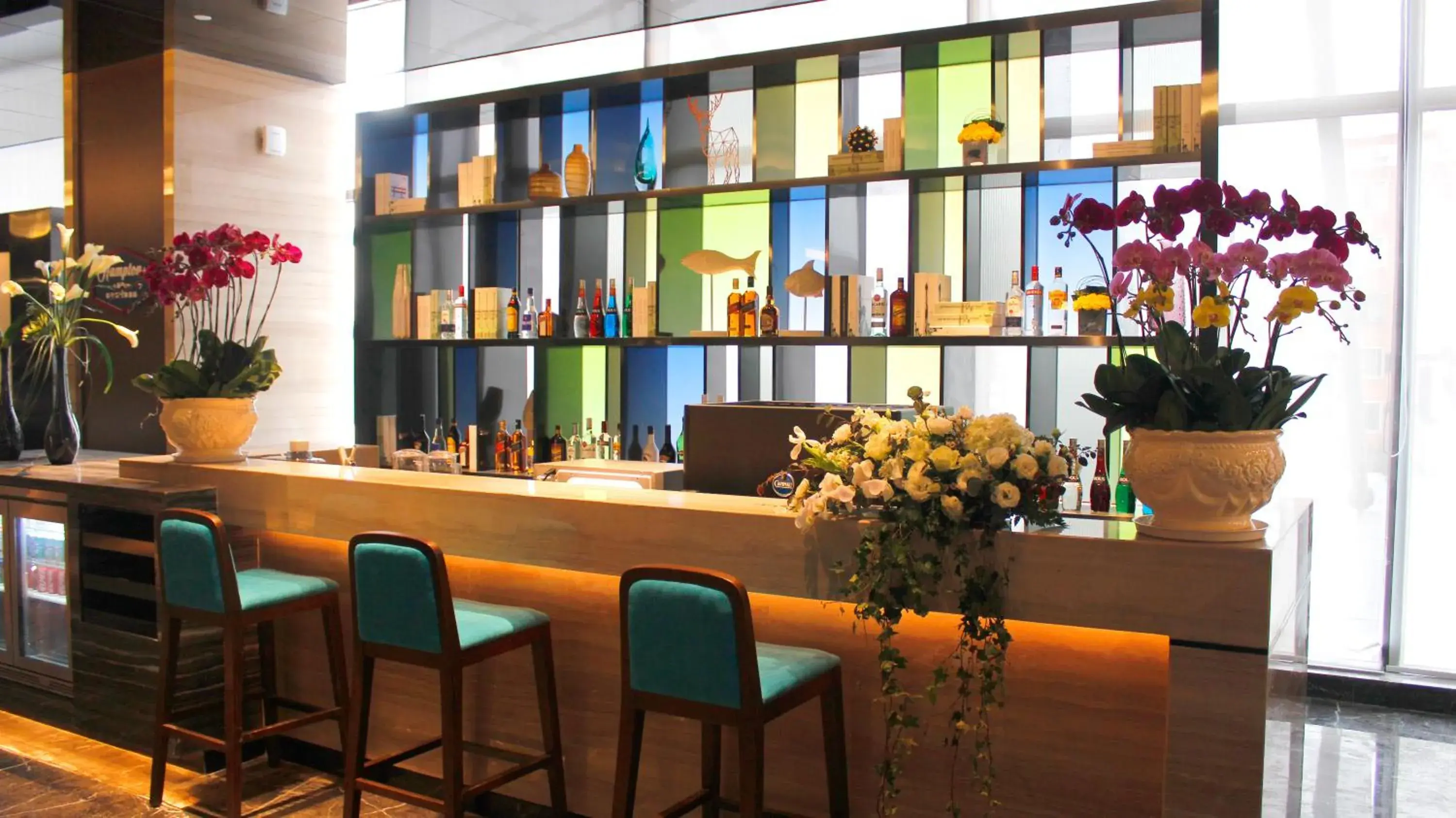 Lounge or bar in Hampton By Hilton Foshan Sanshui