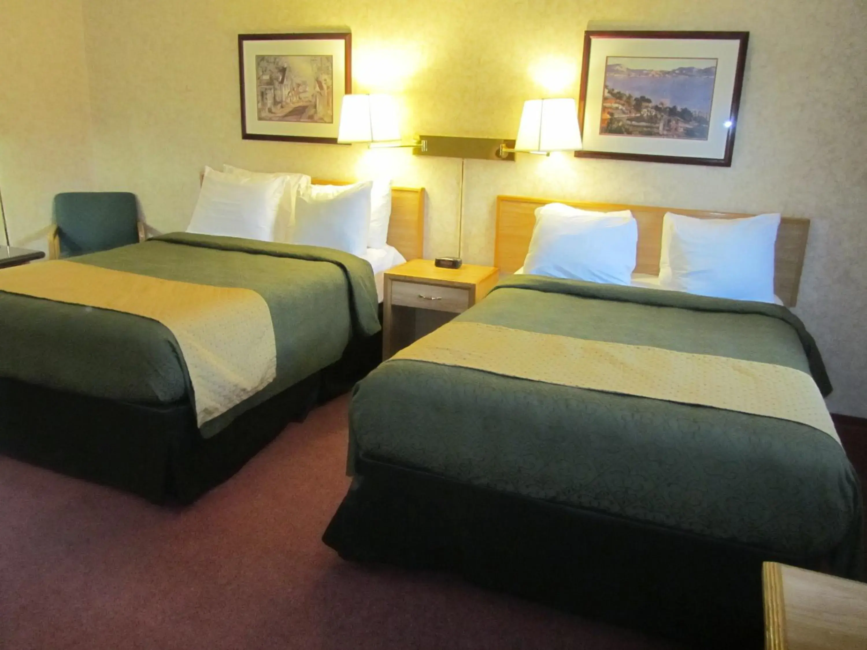 Other, Bed in Travelodge by Wyndham Hope