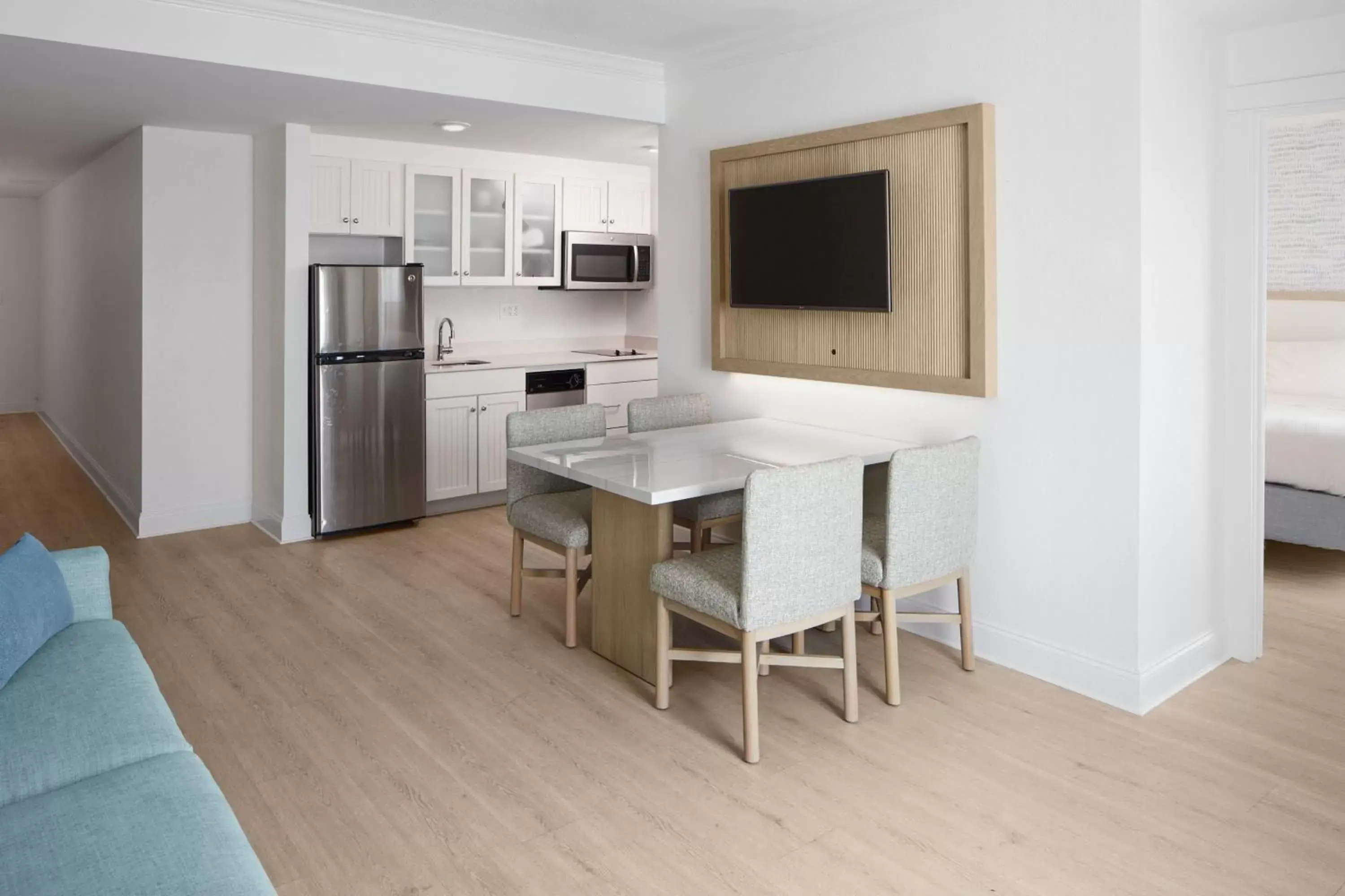 Kitchen or kitchenette, Dining Area in Bethany Beach Ocean Suites Residence Inn by Marriott