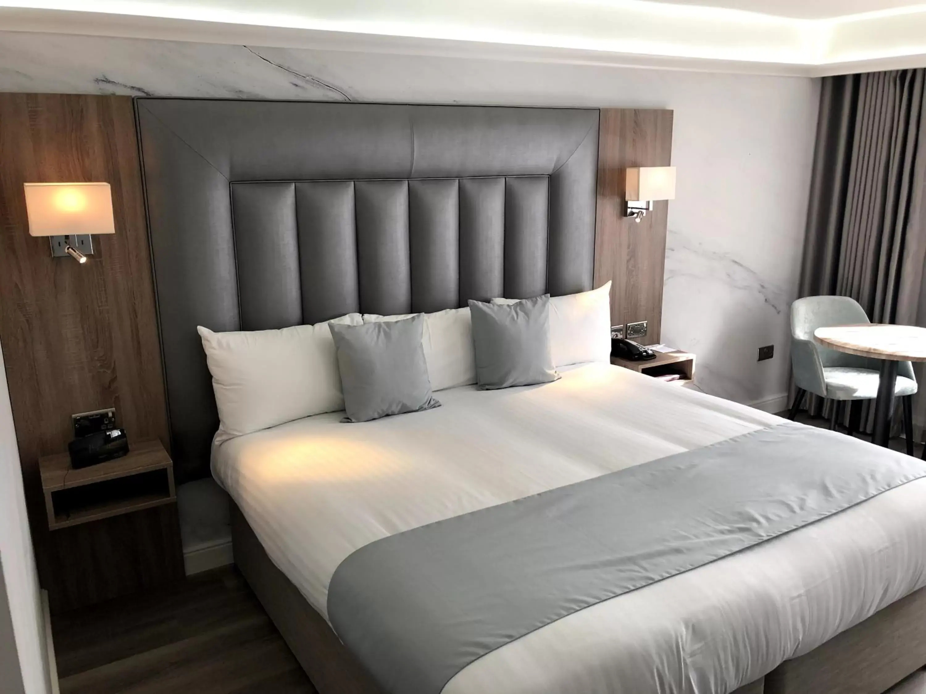 Bedroom, Bed in Best Western Heronston Hotel & Spa