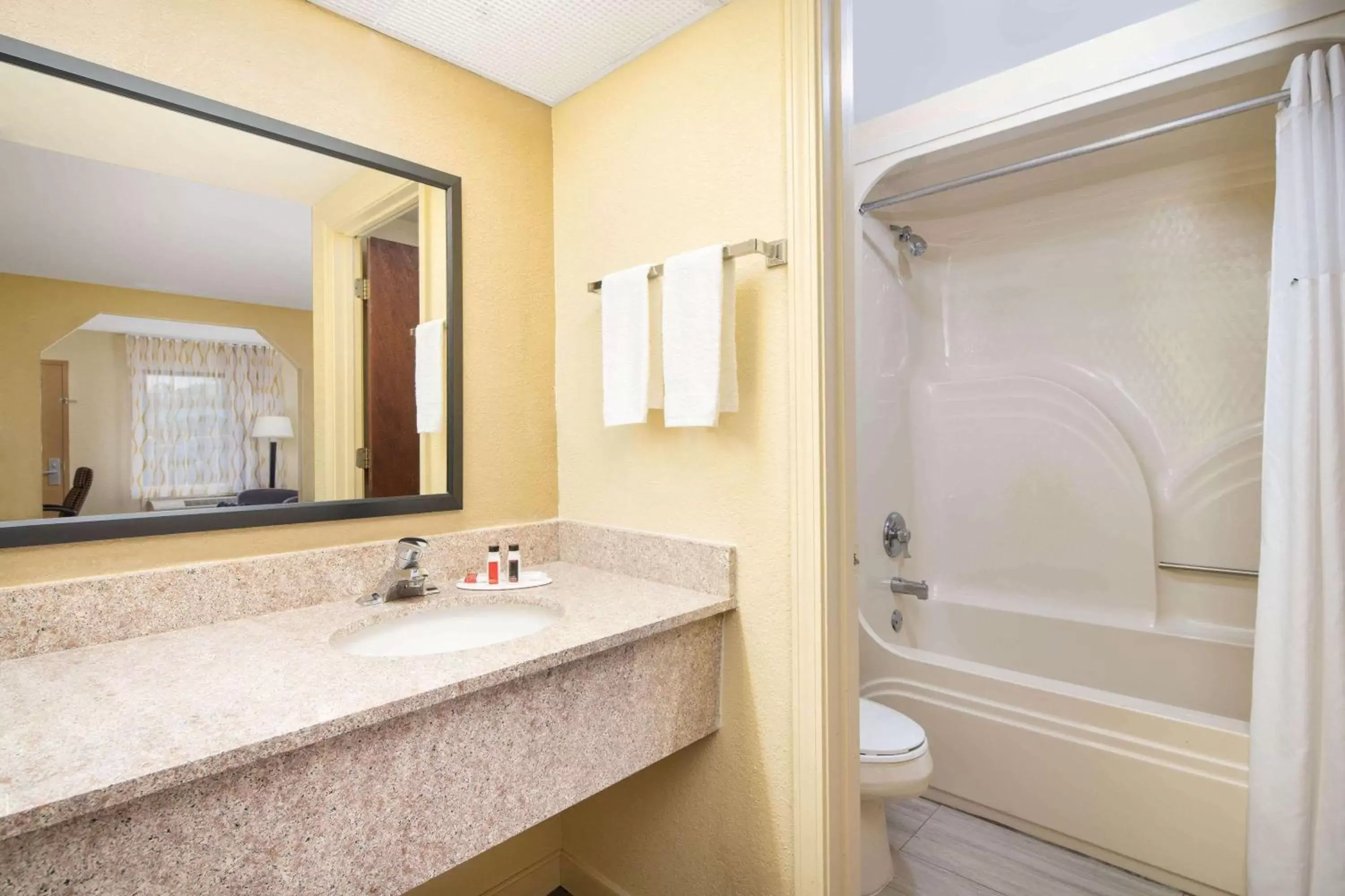 Bathroom in Days Inn by Wyndham Thomaston