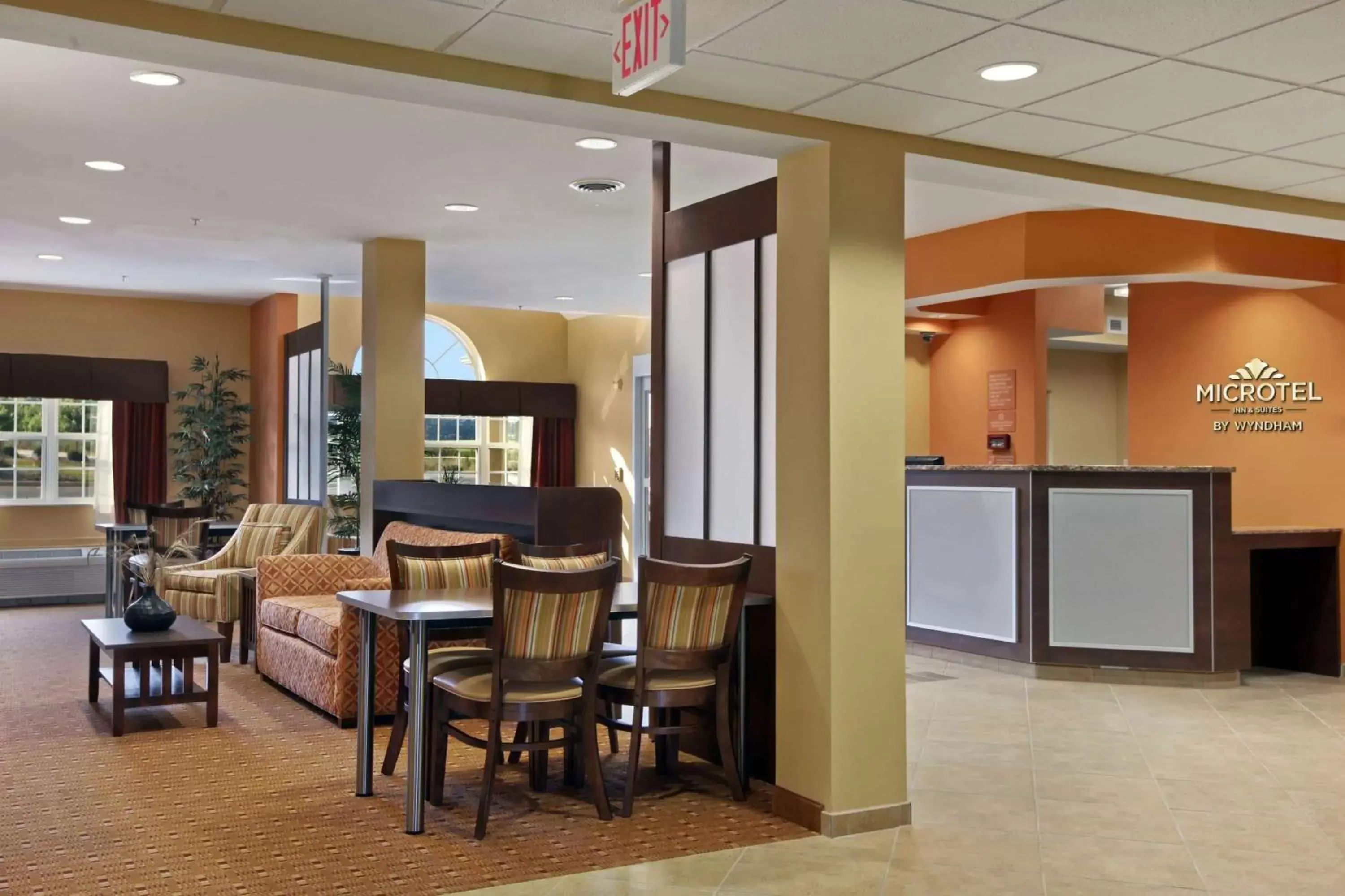 Lobby or reception in Microtel Inn and Suites by Wyndham Anderson SC