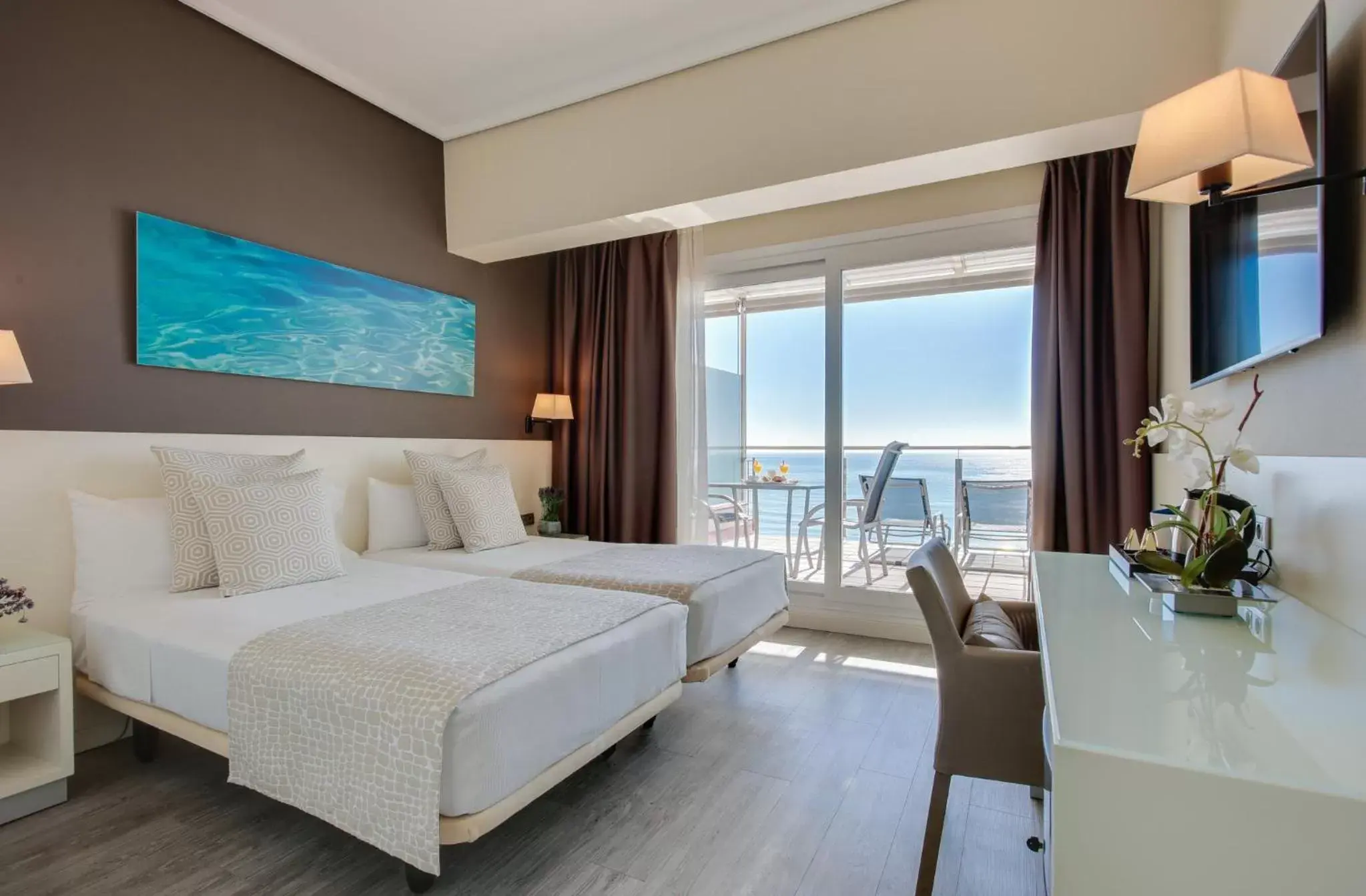 Superior Double or Twin Room with Sea View in Calipolis
