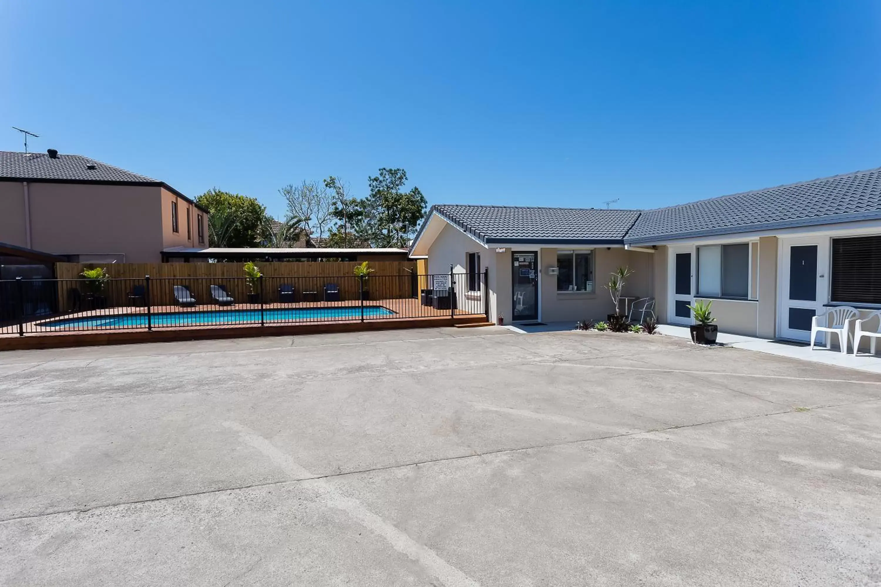 Facade/entrance, Property Building in Wynnum Anchor Motel