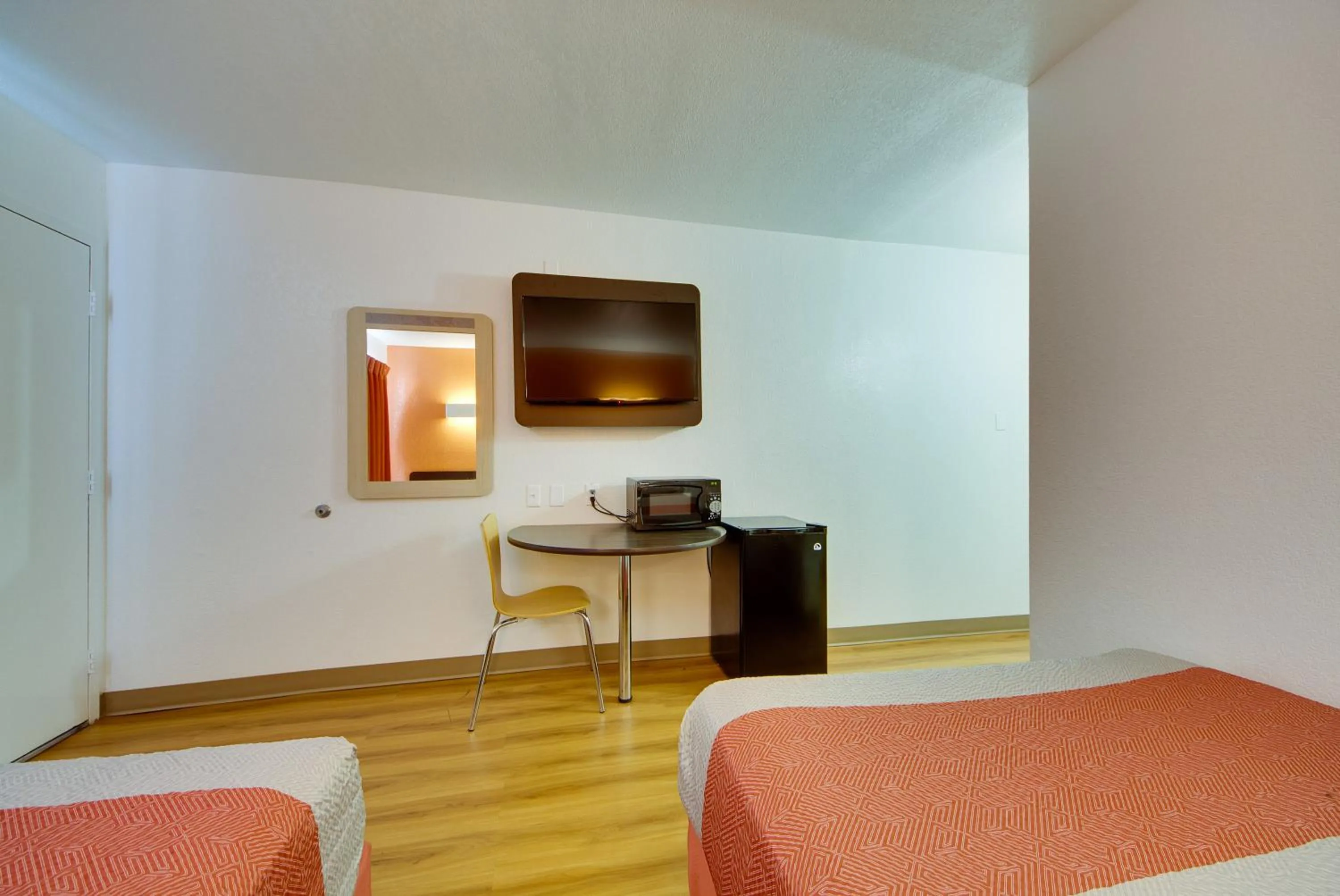 Bedroom, Bed in Avera Suites