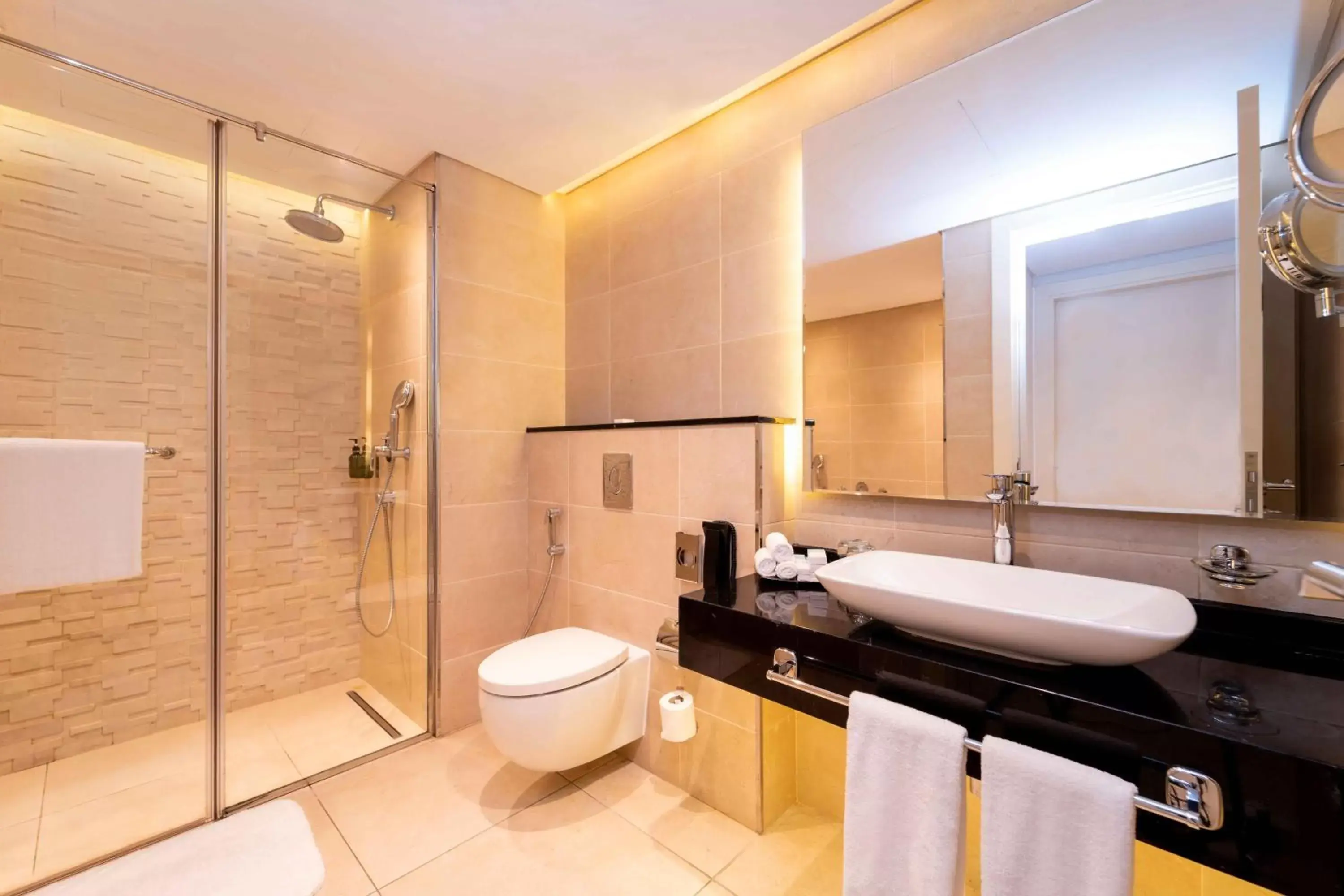 Shower, Bathroom in Mercure Dubai Barsha Heights Hotel Suites