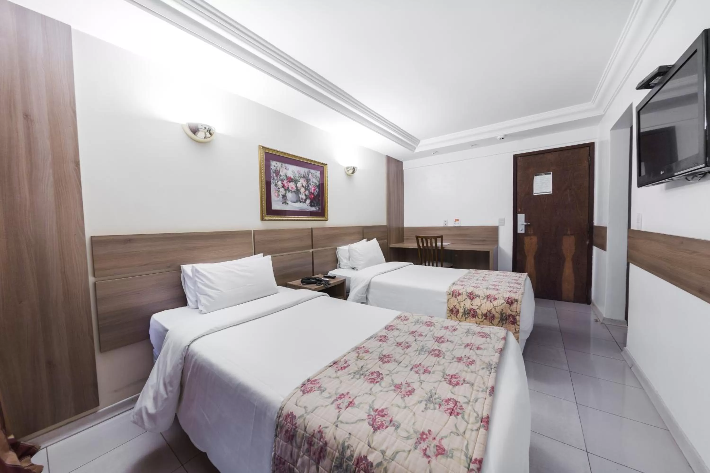 Bed in Phenícia Bittar Hotel