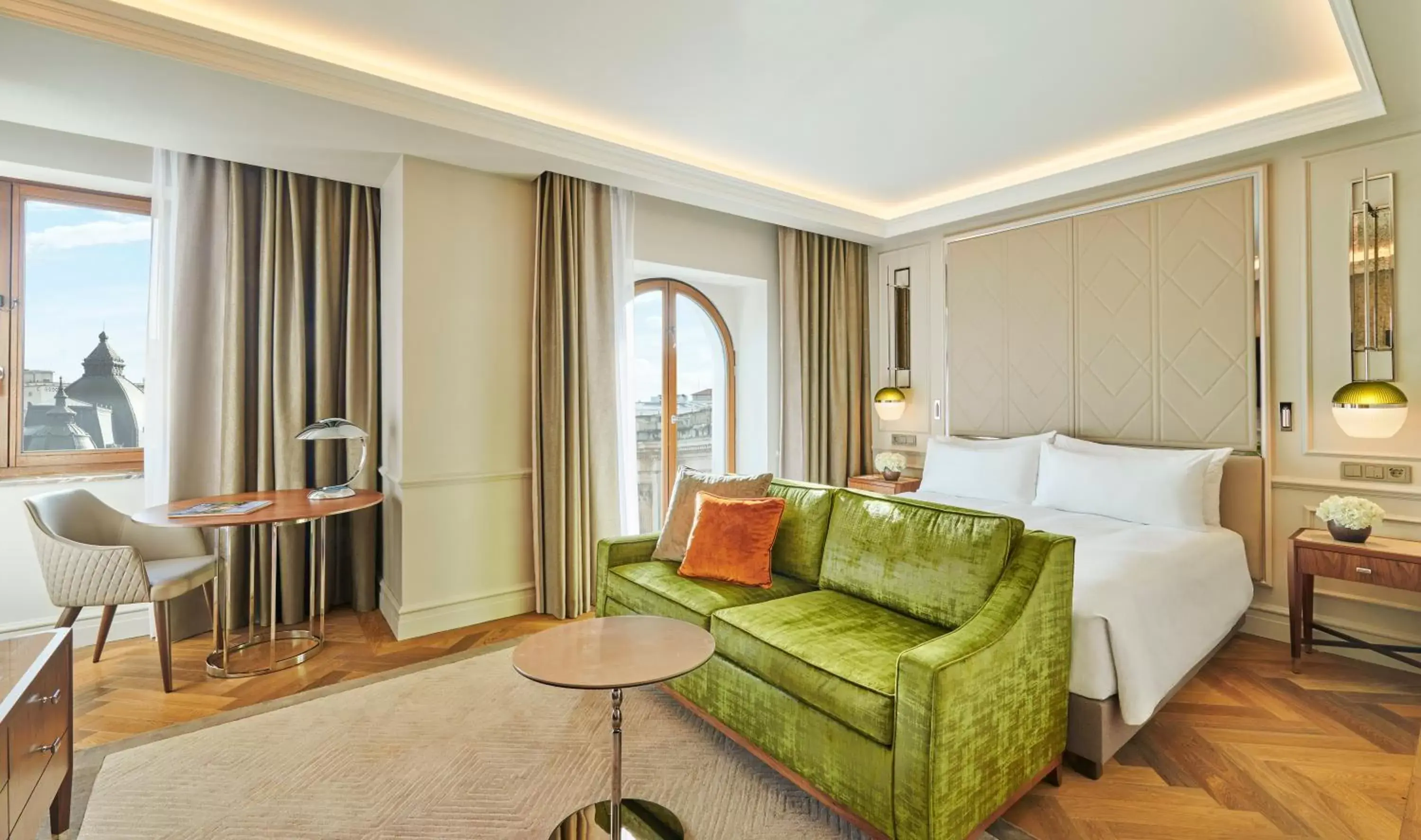 Bedroom, Bed in InterContinental Athenee Palace Bucharest by IHG Bedroom, Bed in InterContinental Athenee Palace Bucharest by IHG