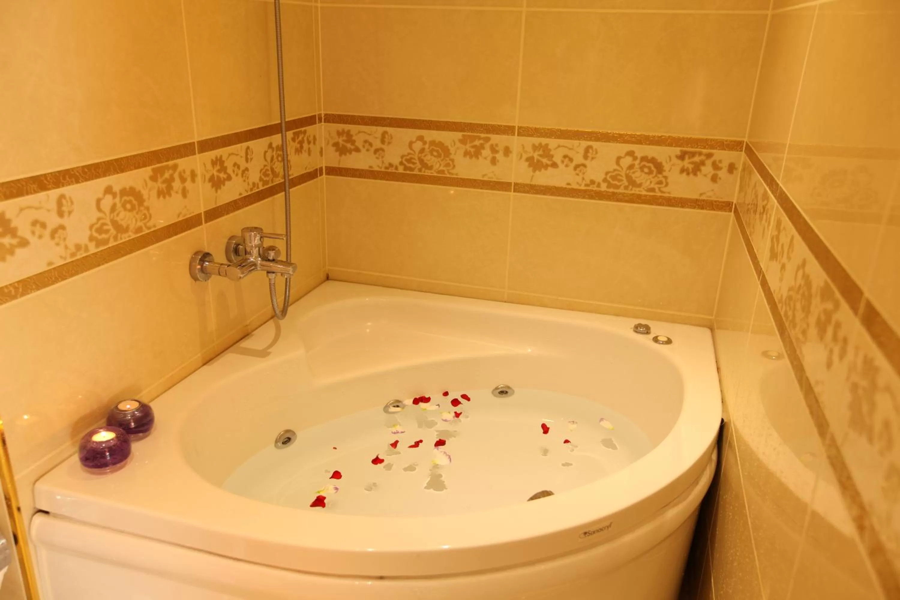 Toilet in Sirkeci Park Hotel