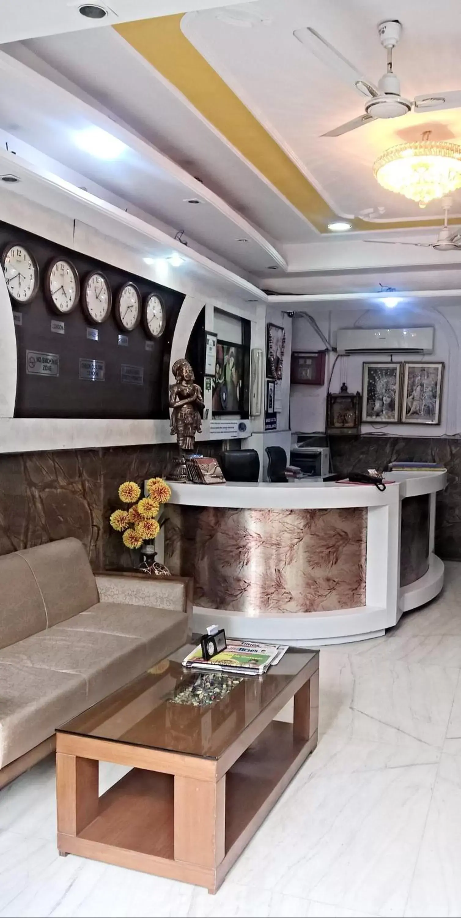 Lobby or reception, Lobby/Reception in Hotel Su Shree Continental 5 Minutes Walk From New Delhi Railway Station