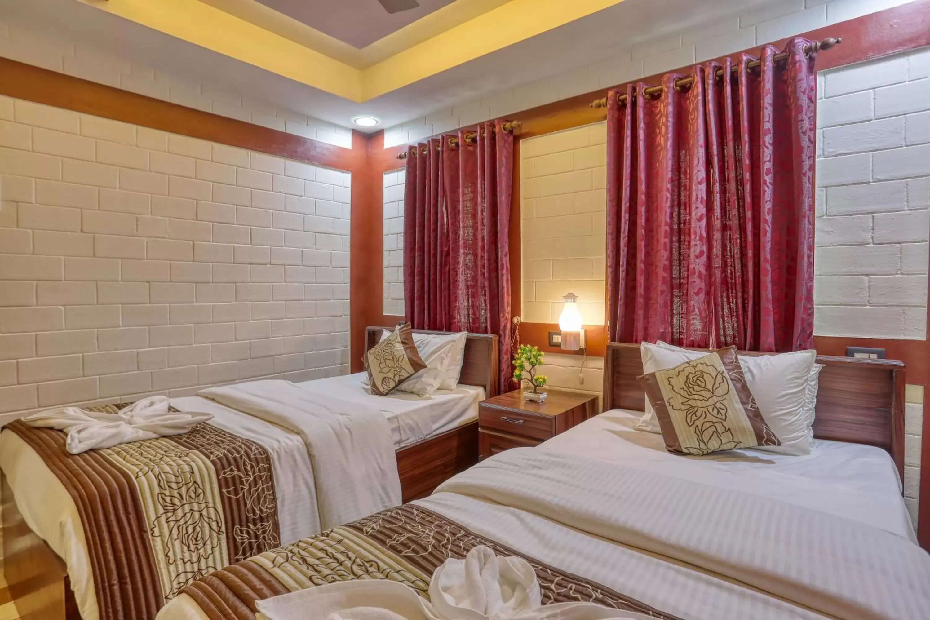 Bed in LEISURE VALLEY BEACH RESORT Bed in LEISURE VALLEY BEACH RESORT