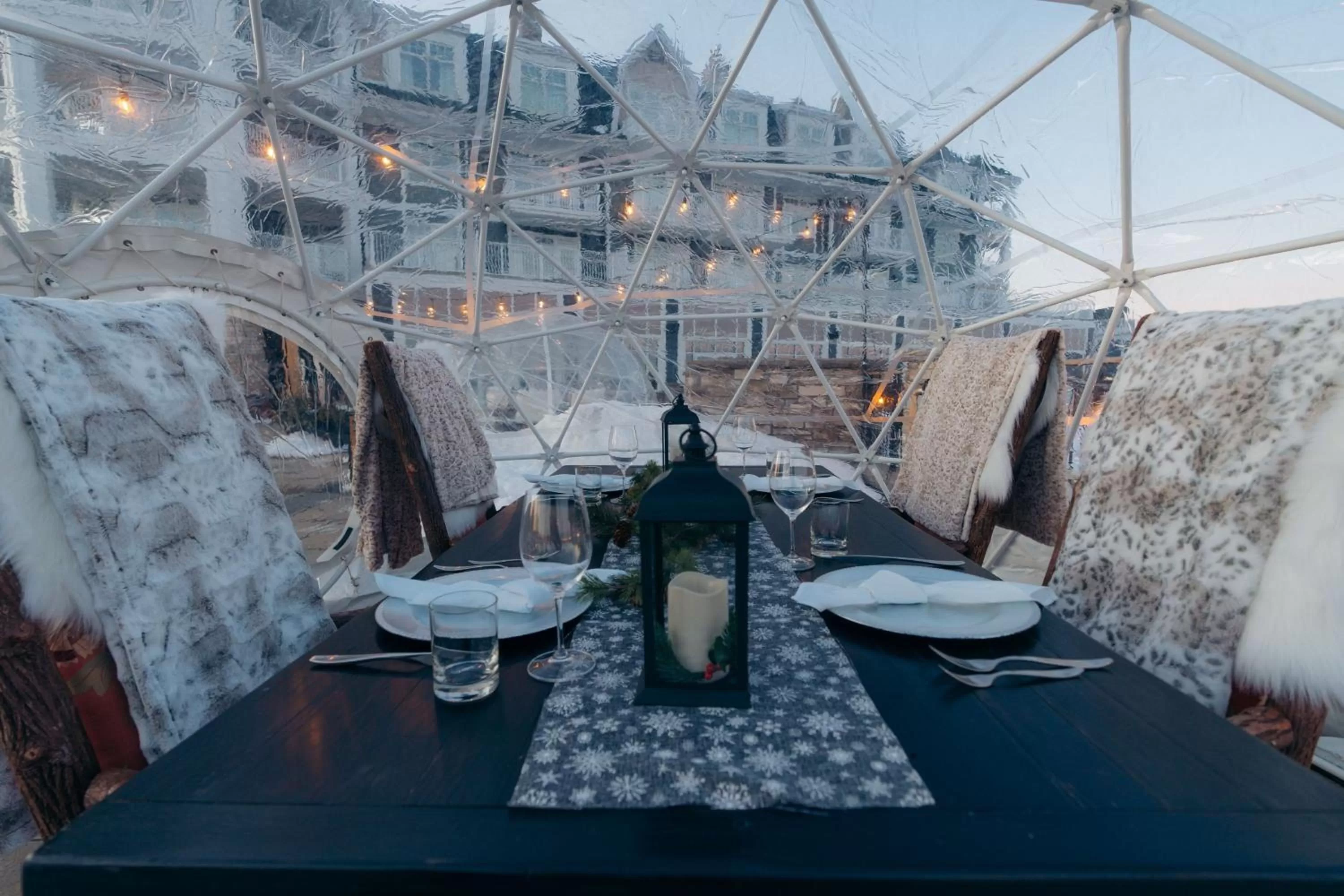 Restaurant/places to eat in JW Marriott The Rosseau Muskoka Resort & Spa