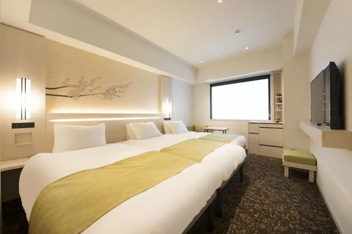 Bed in Hotel Yaenomidori Tokyo