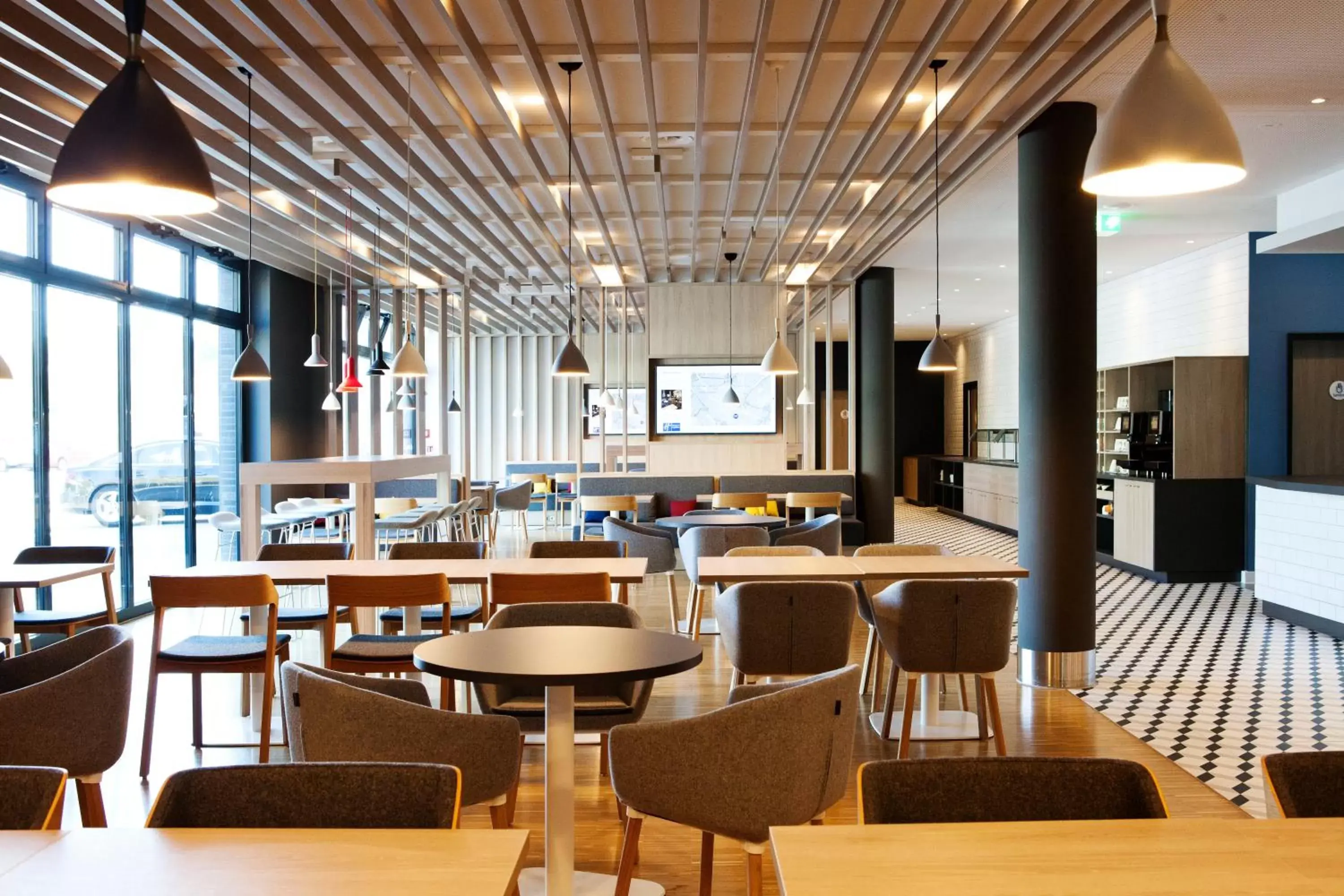 Restaurant/Places to Eat in Holiday Inn Express Frankfurt Airport - Raunheim, an IHG Hotel