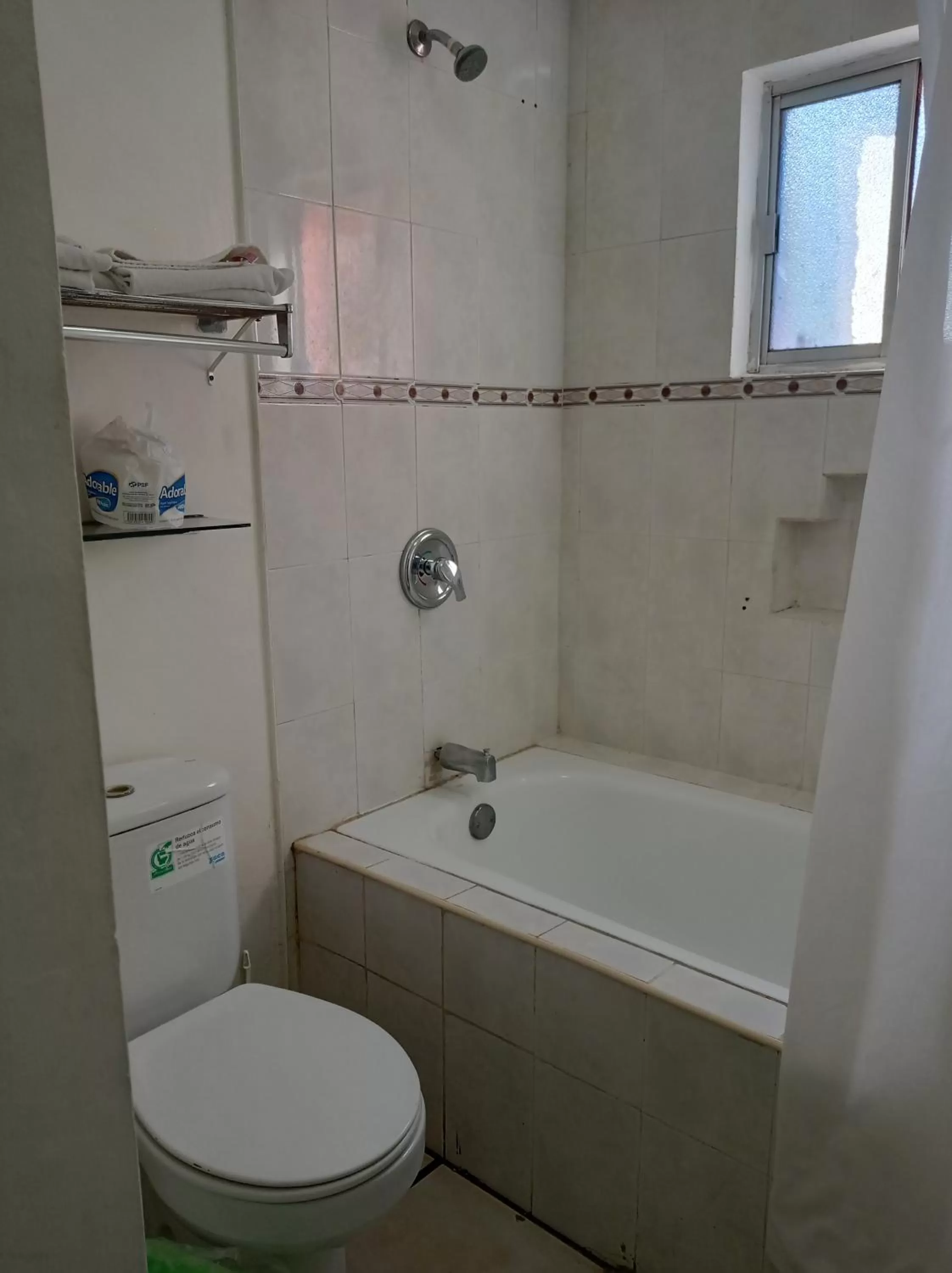 Bathroom in Confort Ejecutivo Suites Lindavista