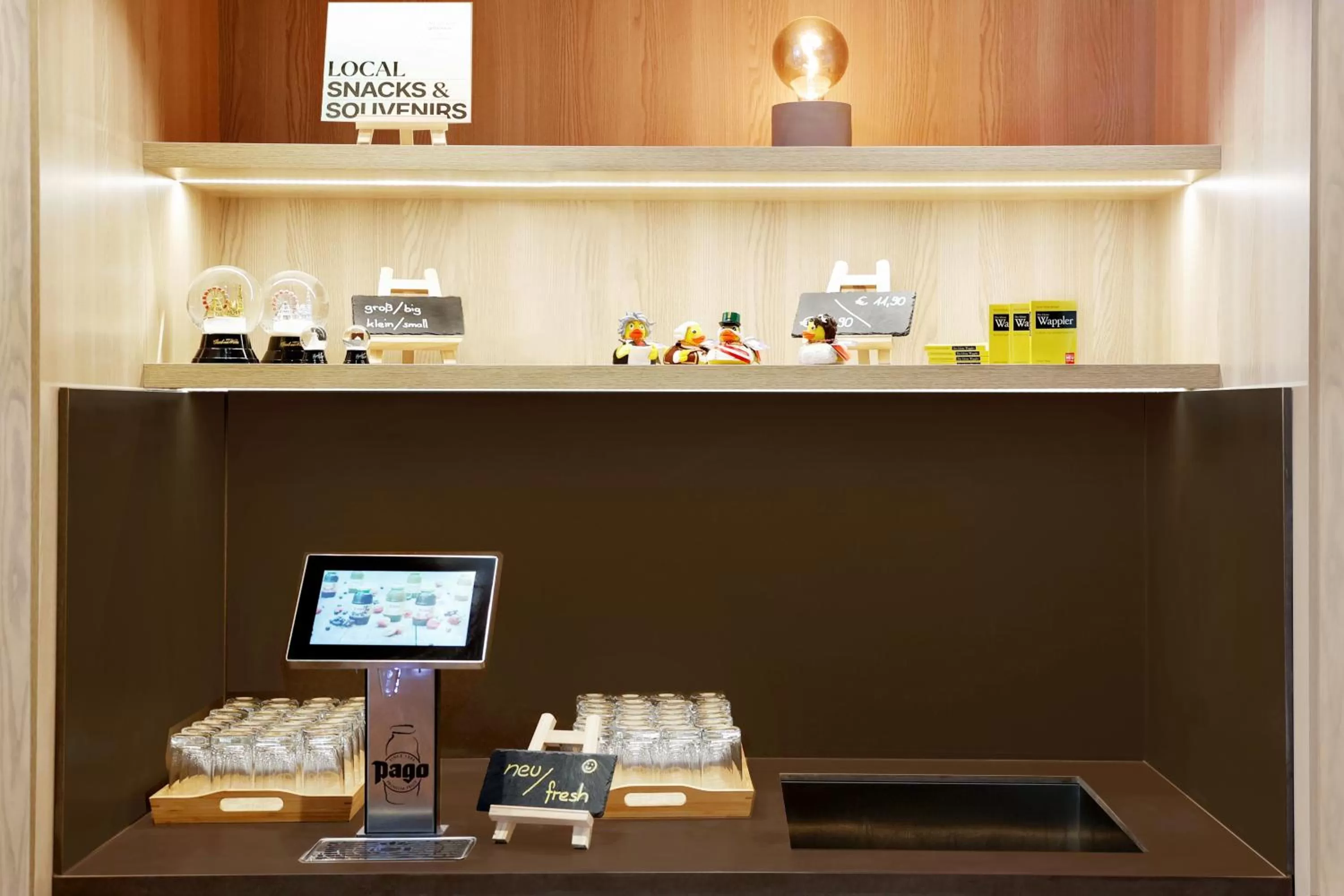 Lobby or reception in IntercityHotel Wien