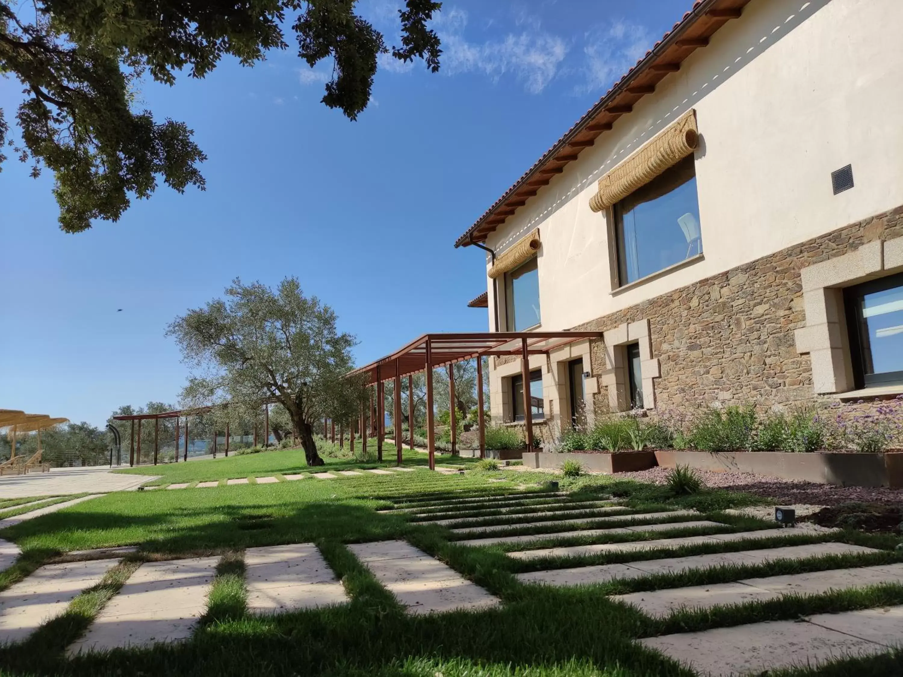 Garden, Property Building in Hábitat Cigüeña Negra