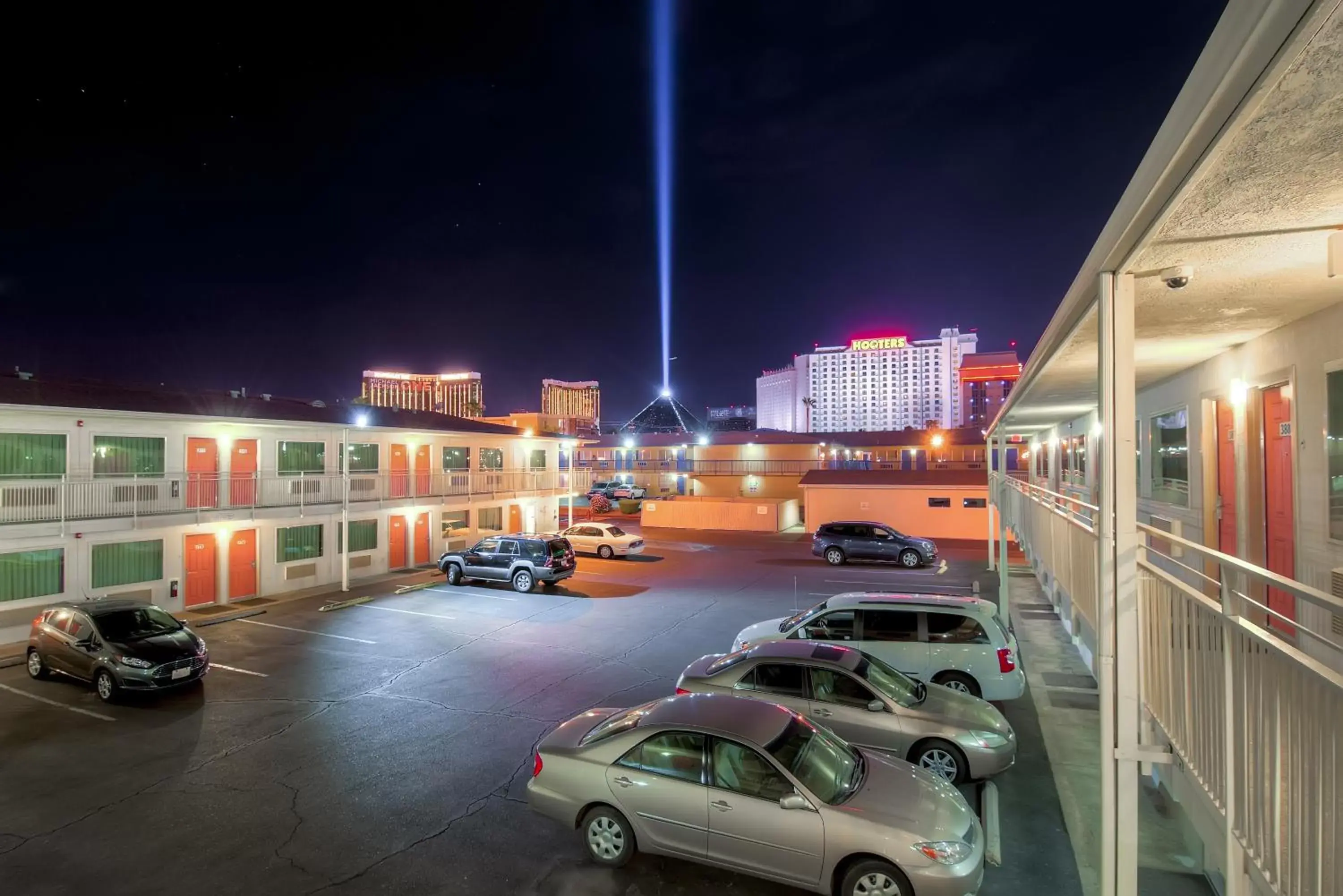 Facade/entrance in Motel 6-Las Vegas, NV - Tropicana
