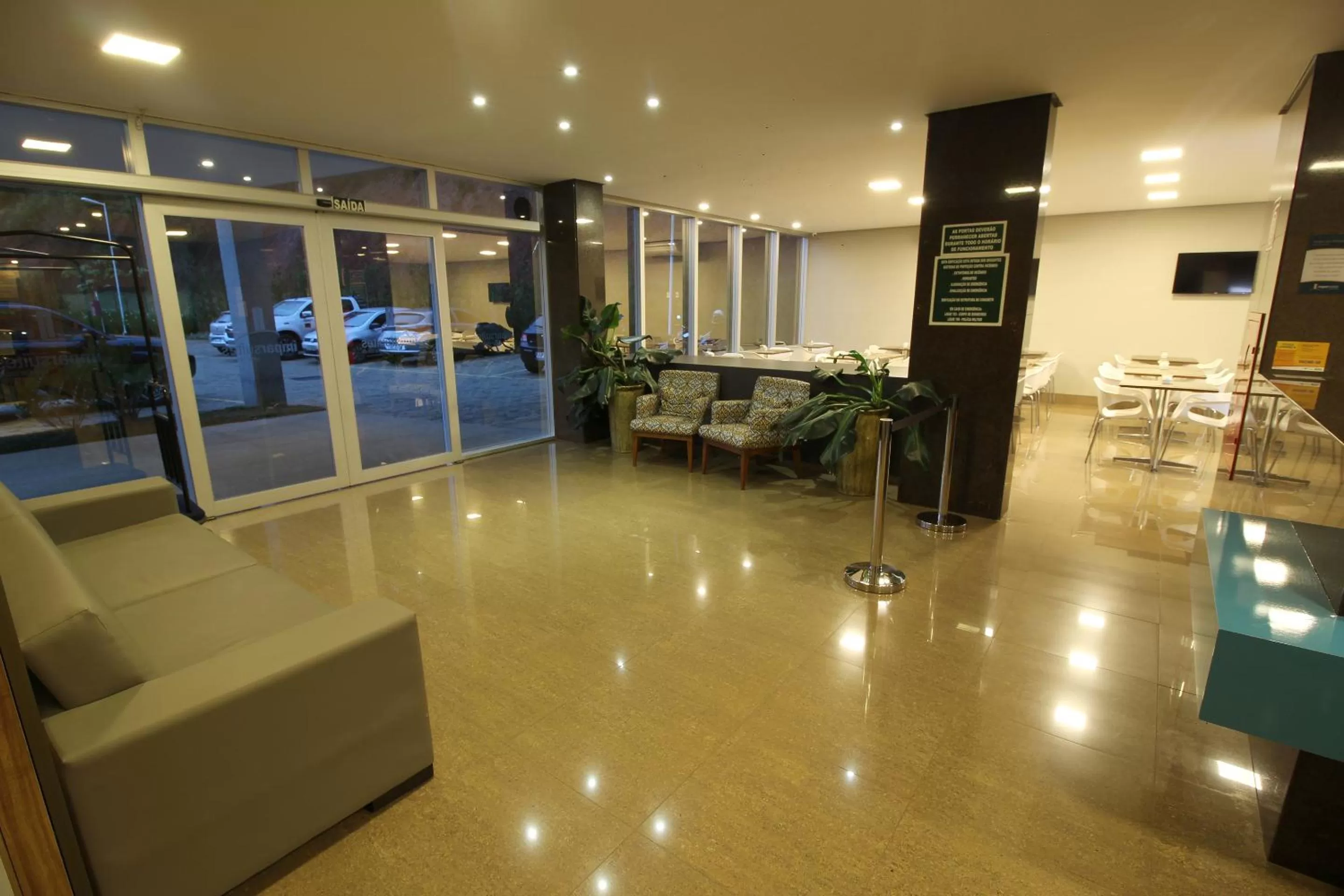 Lobby or reception in Impar Suites Barao de Cocais
