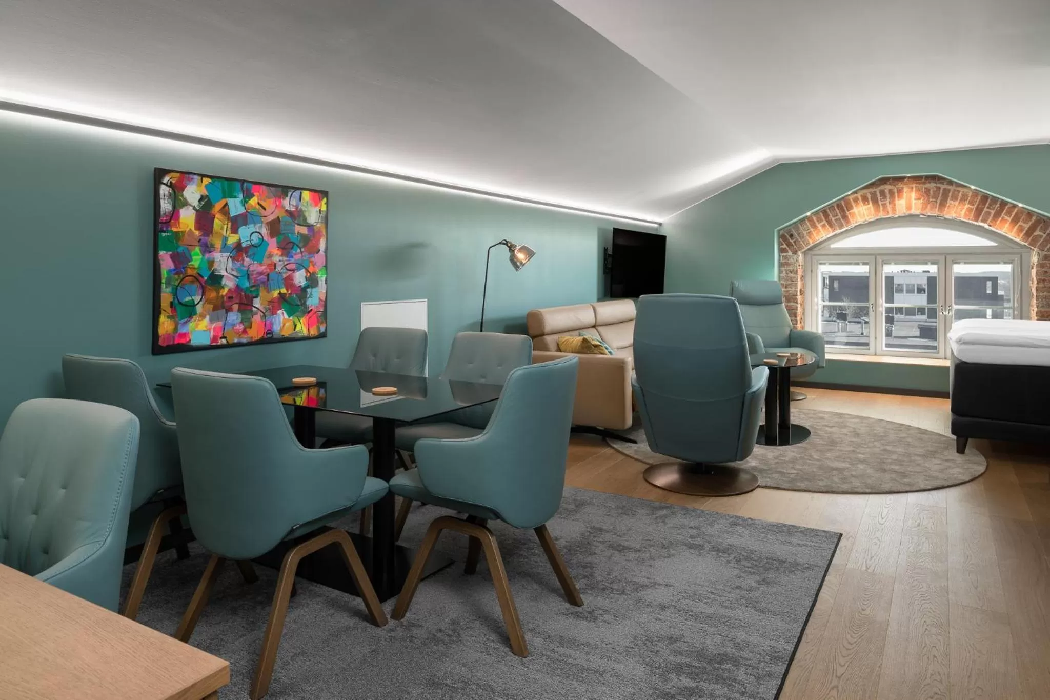 Living room, Bed in Hotel Kakola