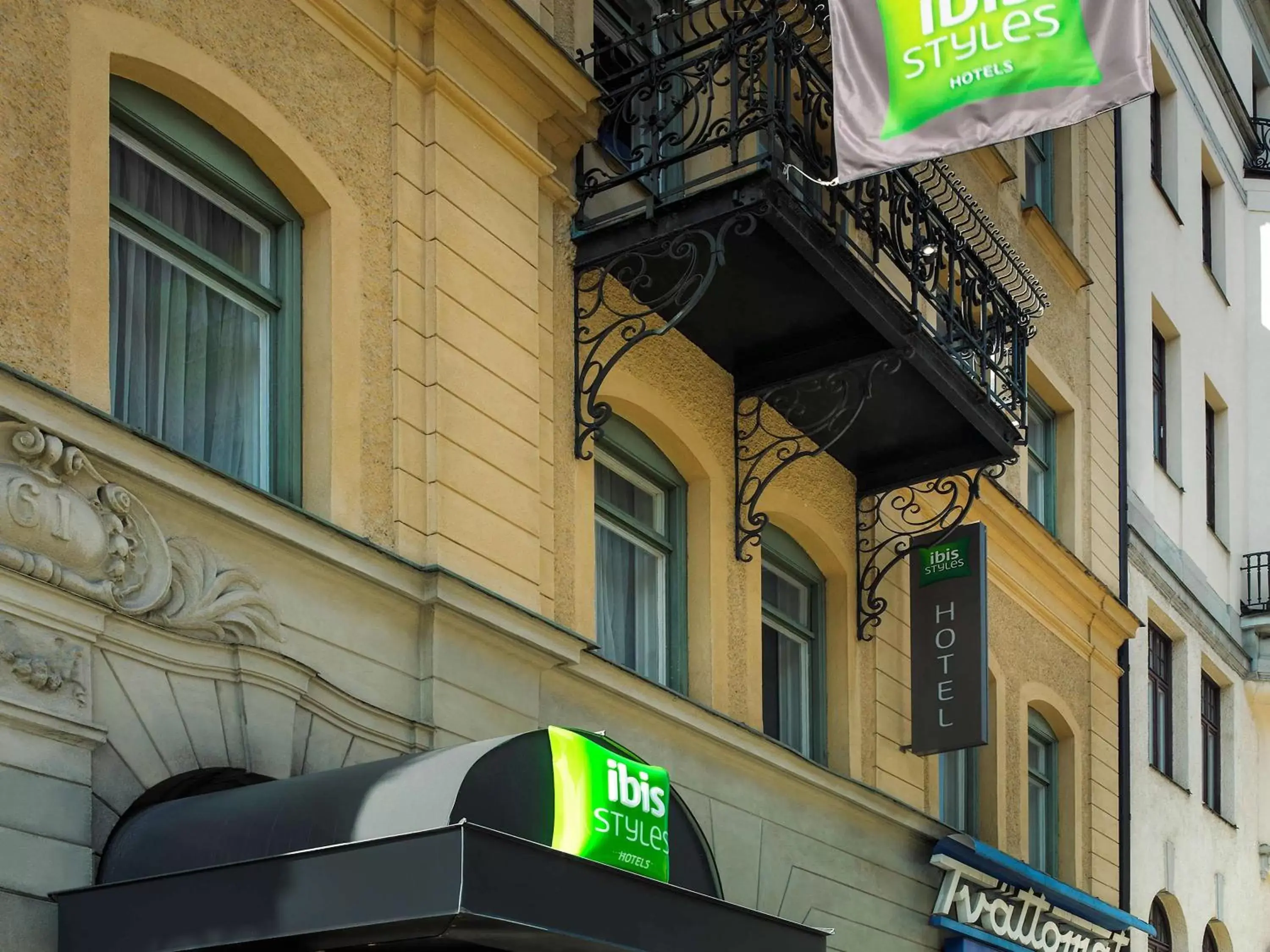 Property building, TV/Entertainment Center in Ibis Styles Stockholm Odenplan