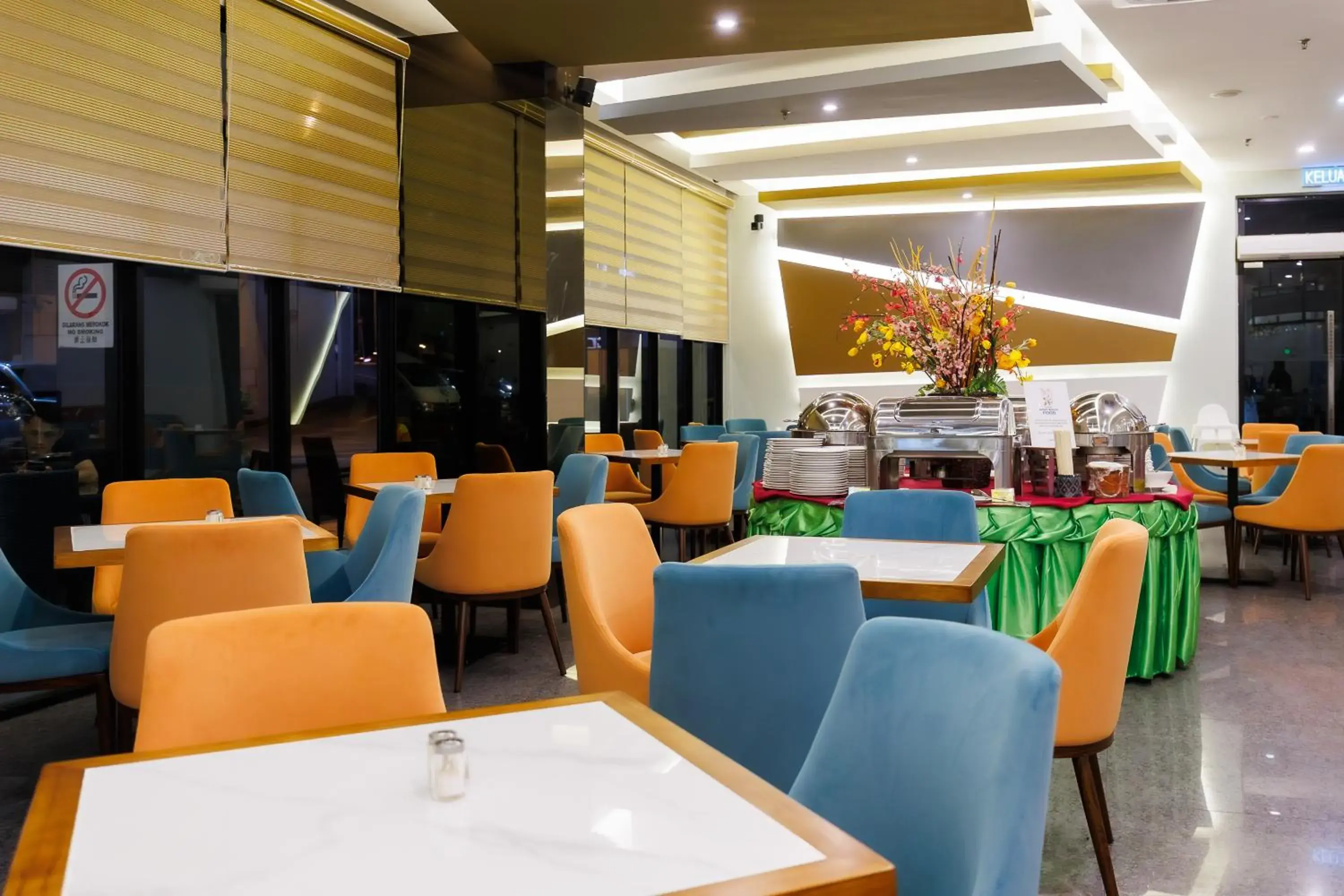 Restaurant/places to eat in 56 Hotel Restaurant/places to eat in 56 Hotel