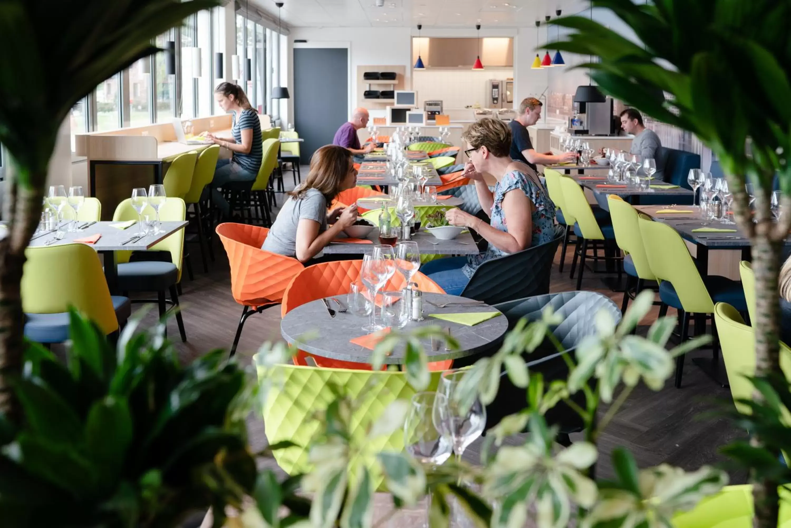 Restaurant/Places to Eat in ibis Styles Almere