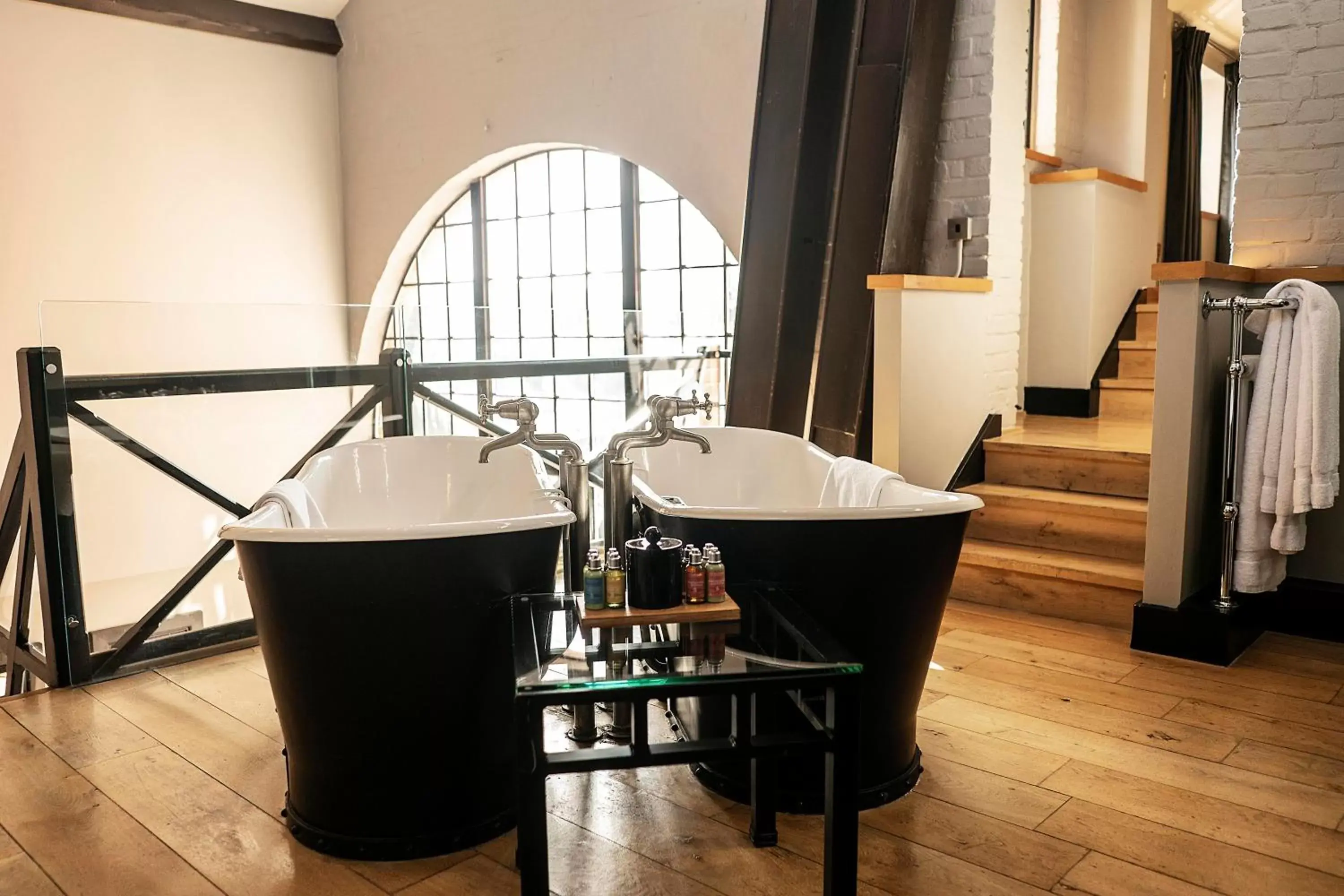 Signature Duplex Suite in Hotel du Vin Henley Signature Duplex Suite in Hotel du Vin Henley