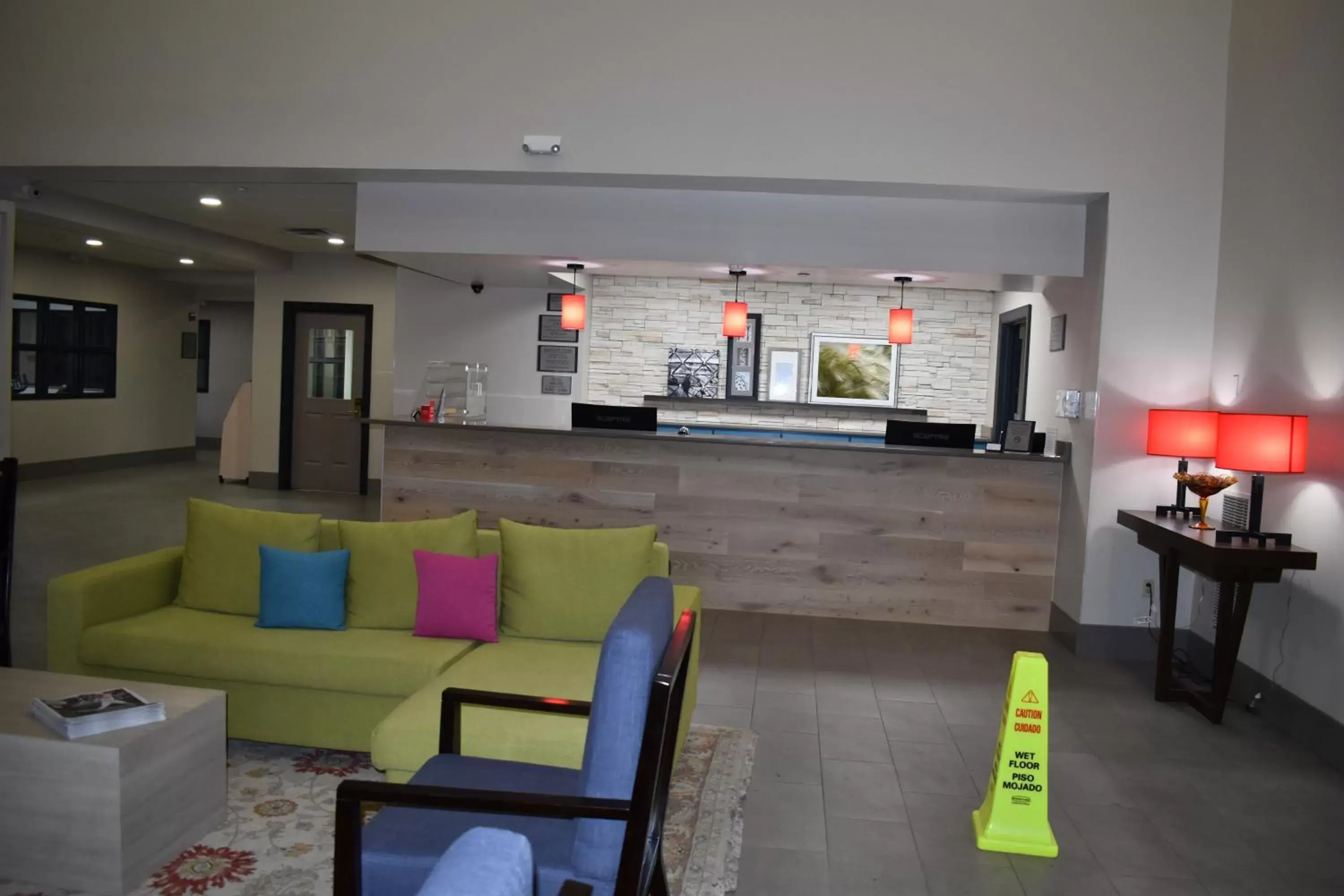 Lobby or reception in Country Inn & Suites by Radisson, Hagerstown, MD