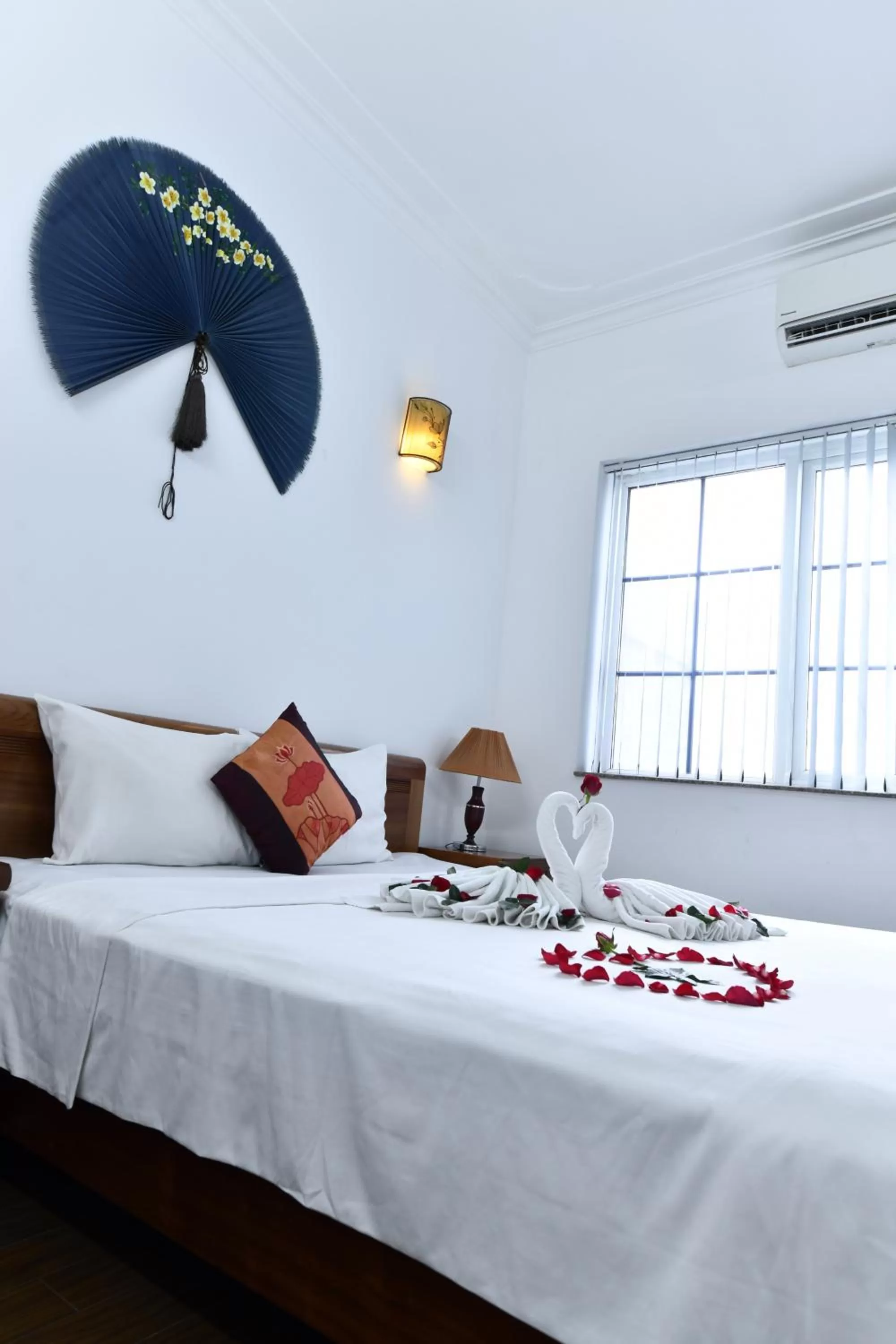 Bed in Phoenix Legend Hotel Hanoi