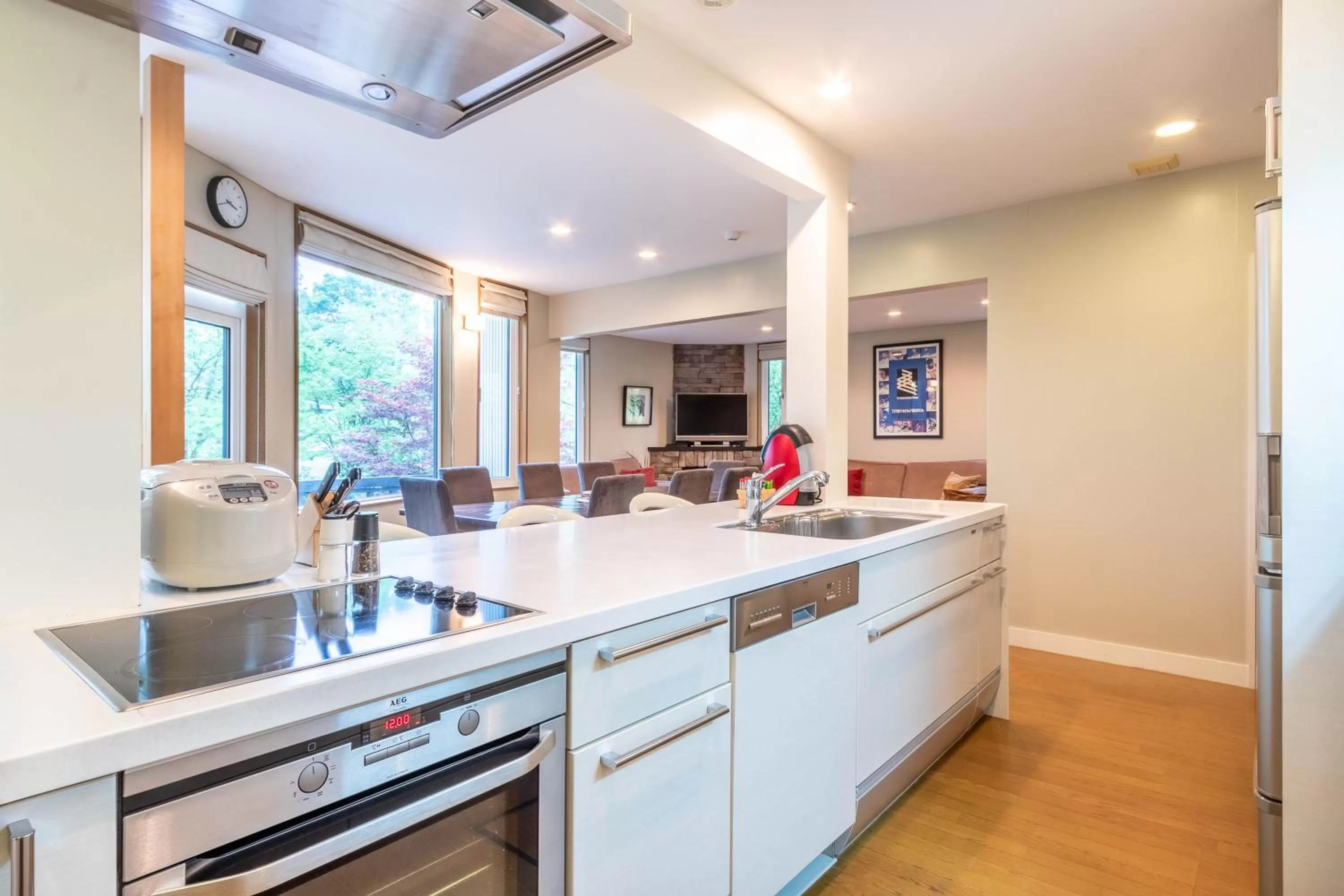 Kitchen or kitchenette in Fresh Powder Accommodation