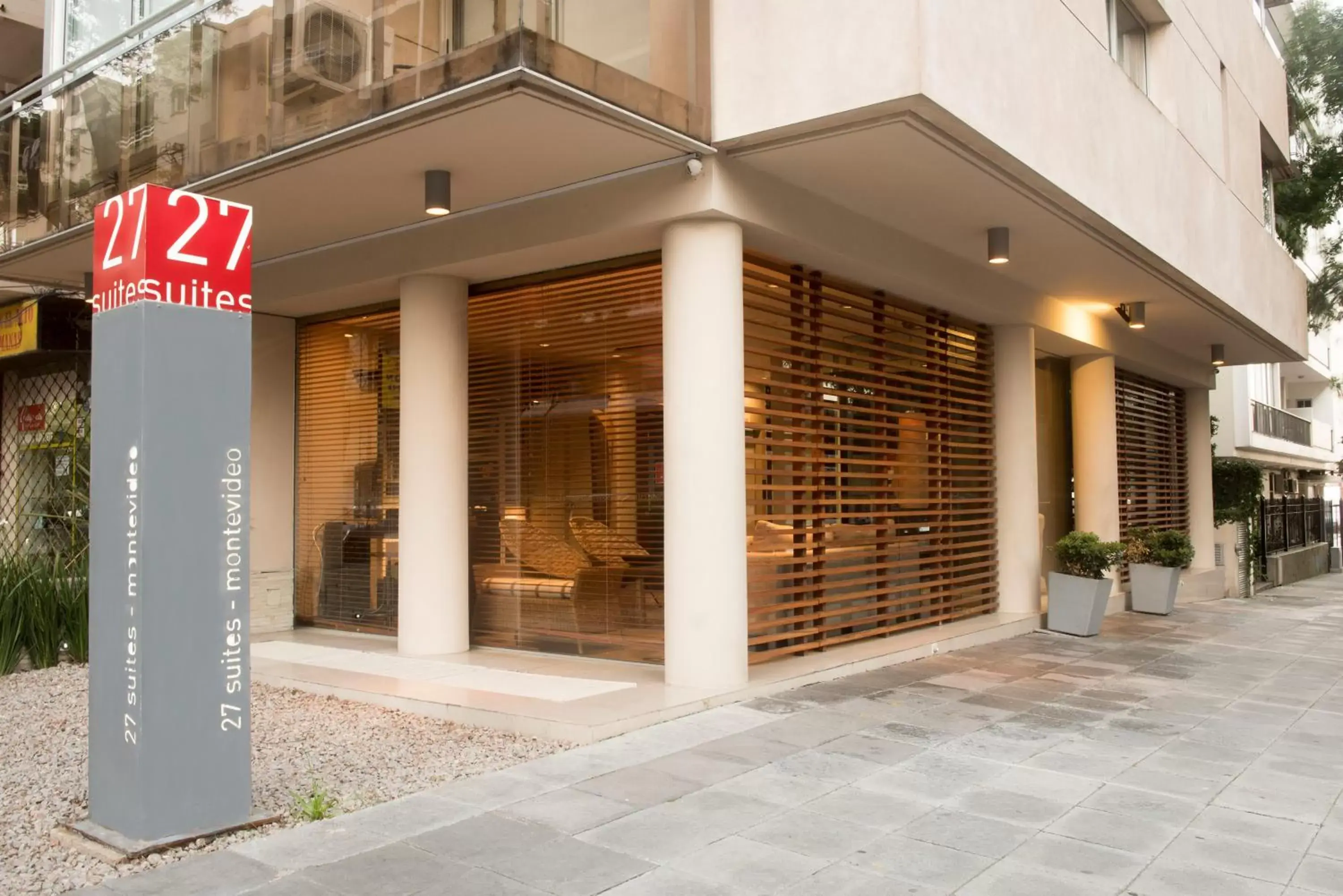 Facade/entrance in 27 Suites Hotel Facade/entrance in 27 Suites Hotel