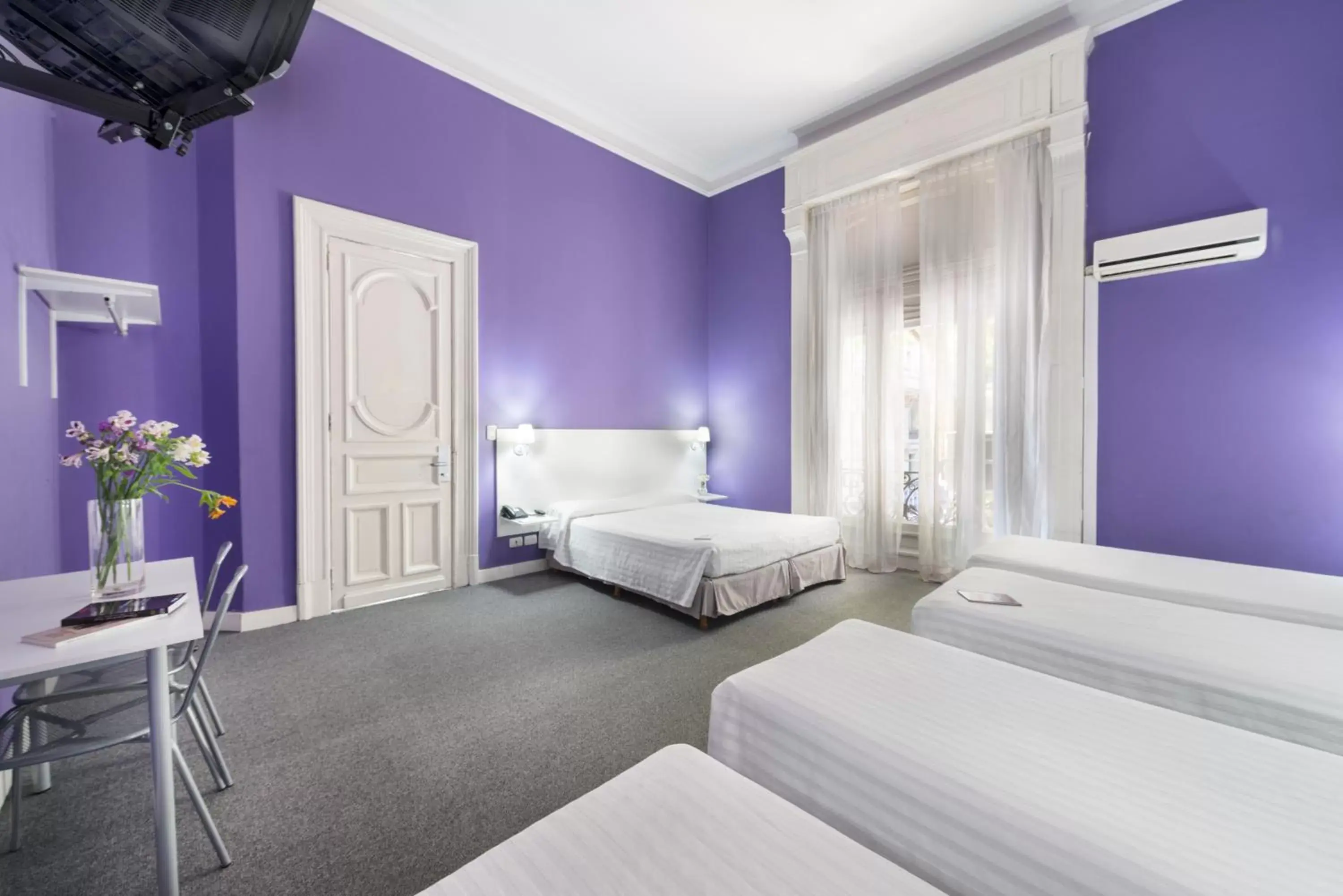 Bed in Crisol Mundial Bed in Crisol Mundial