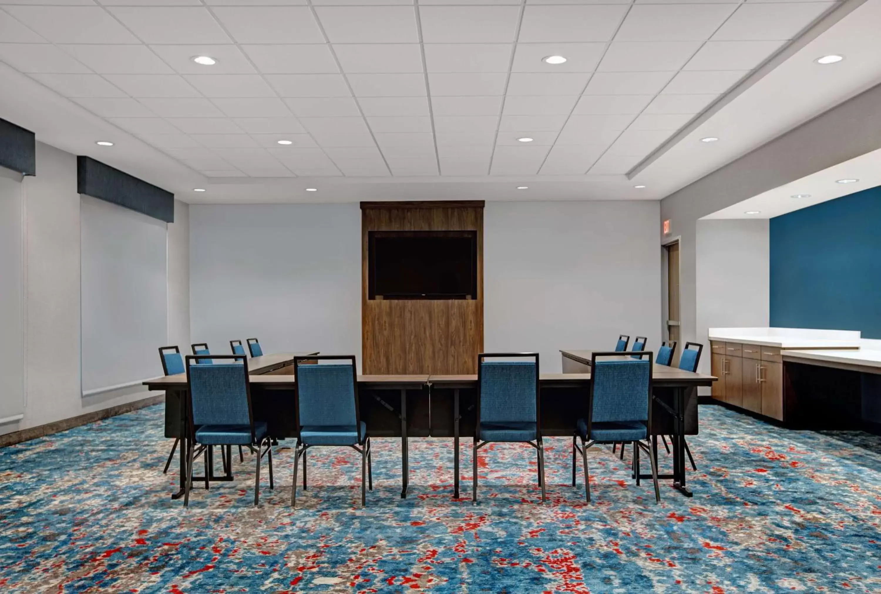 Meeting/conference room in Hampton Inn & Suites Farmers Branch Dallas, Tx