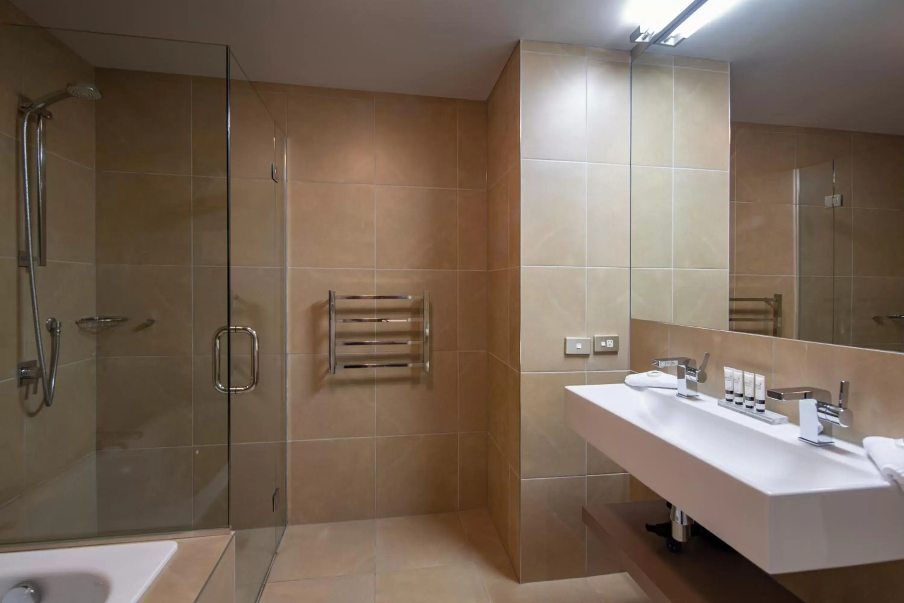 Bathroom in Highview Apartments