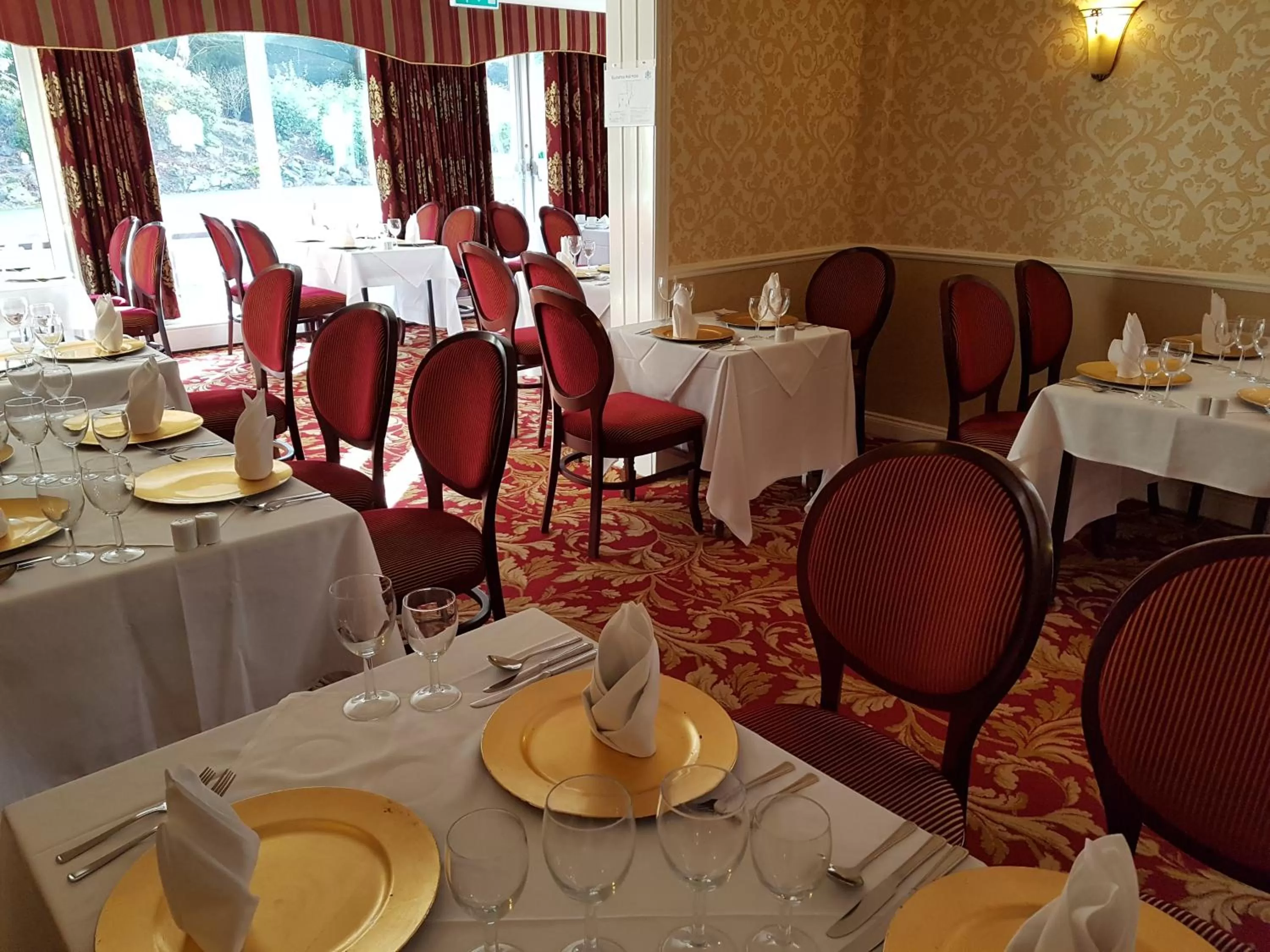 Restaurant/places to eat in Buckatree Hall Hotel