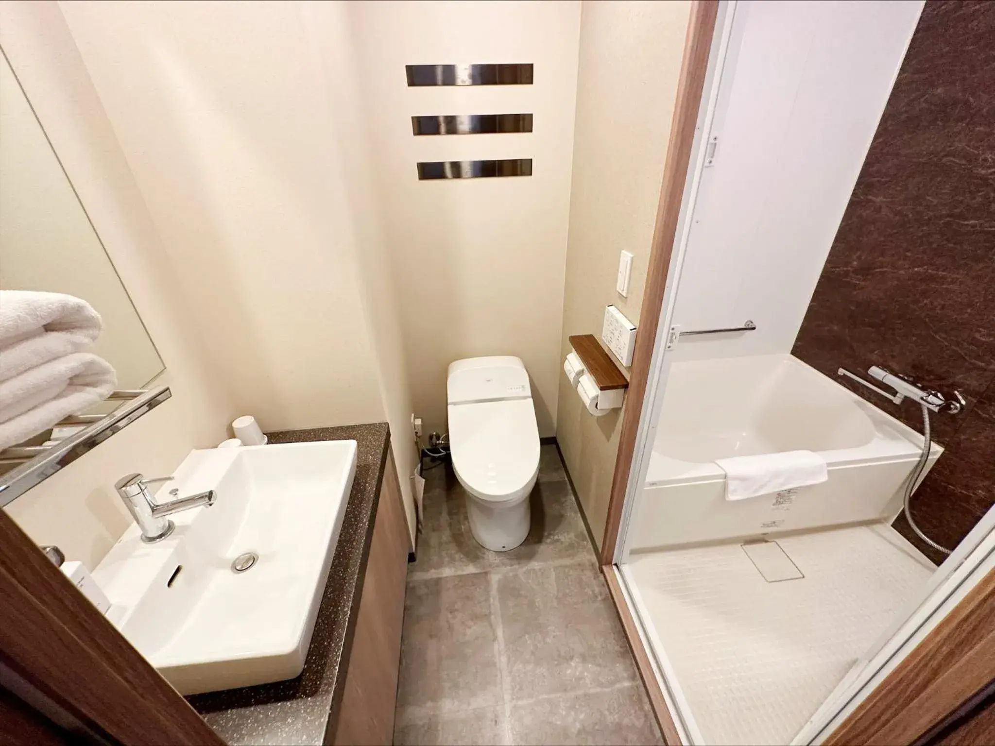 Toilet, Bathroom in HOTEL SUI AKASAKA by ABEST