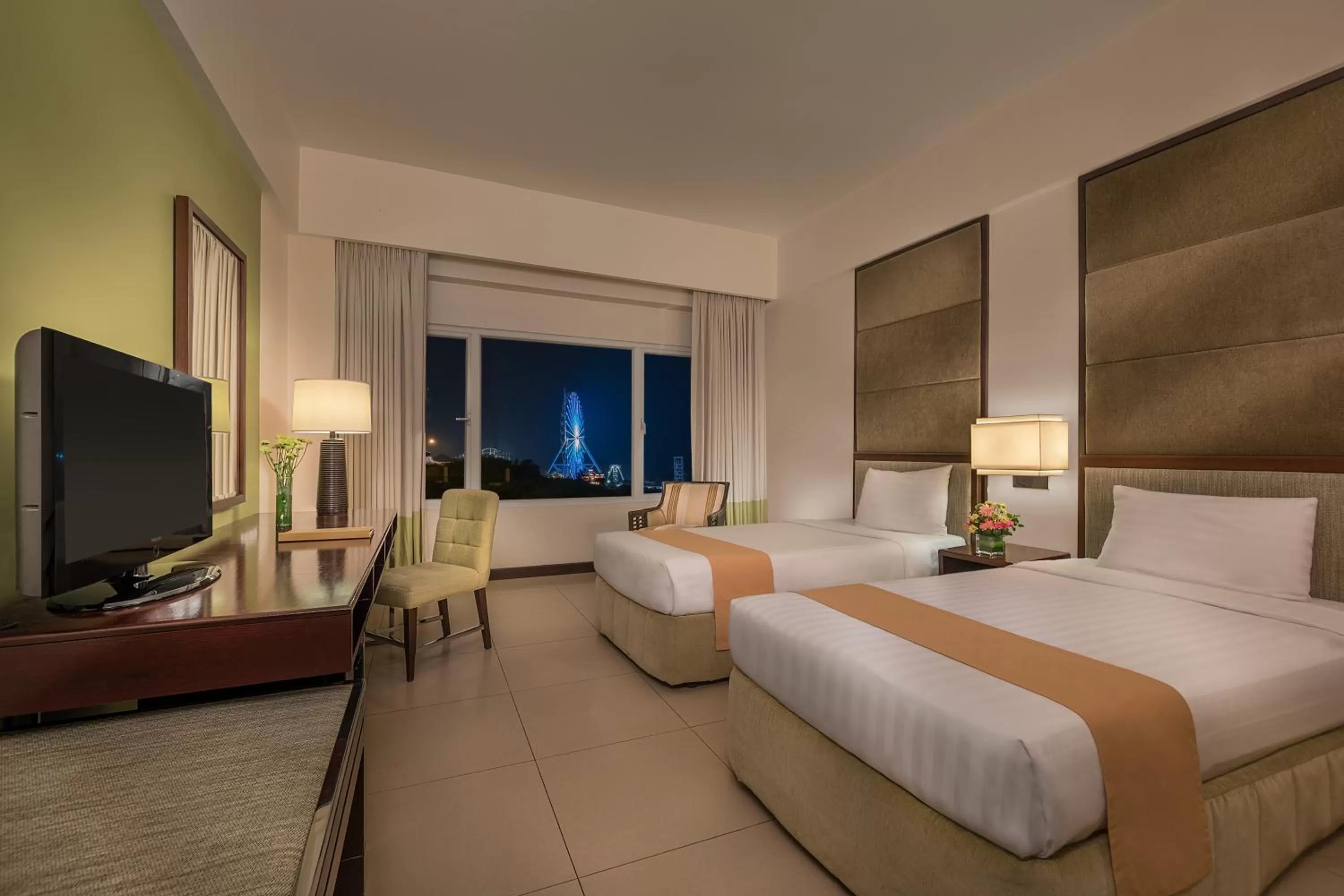 Night, Bed in Taal Vista Hotel