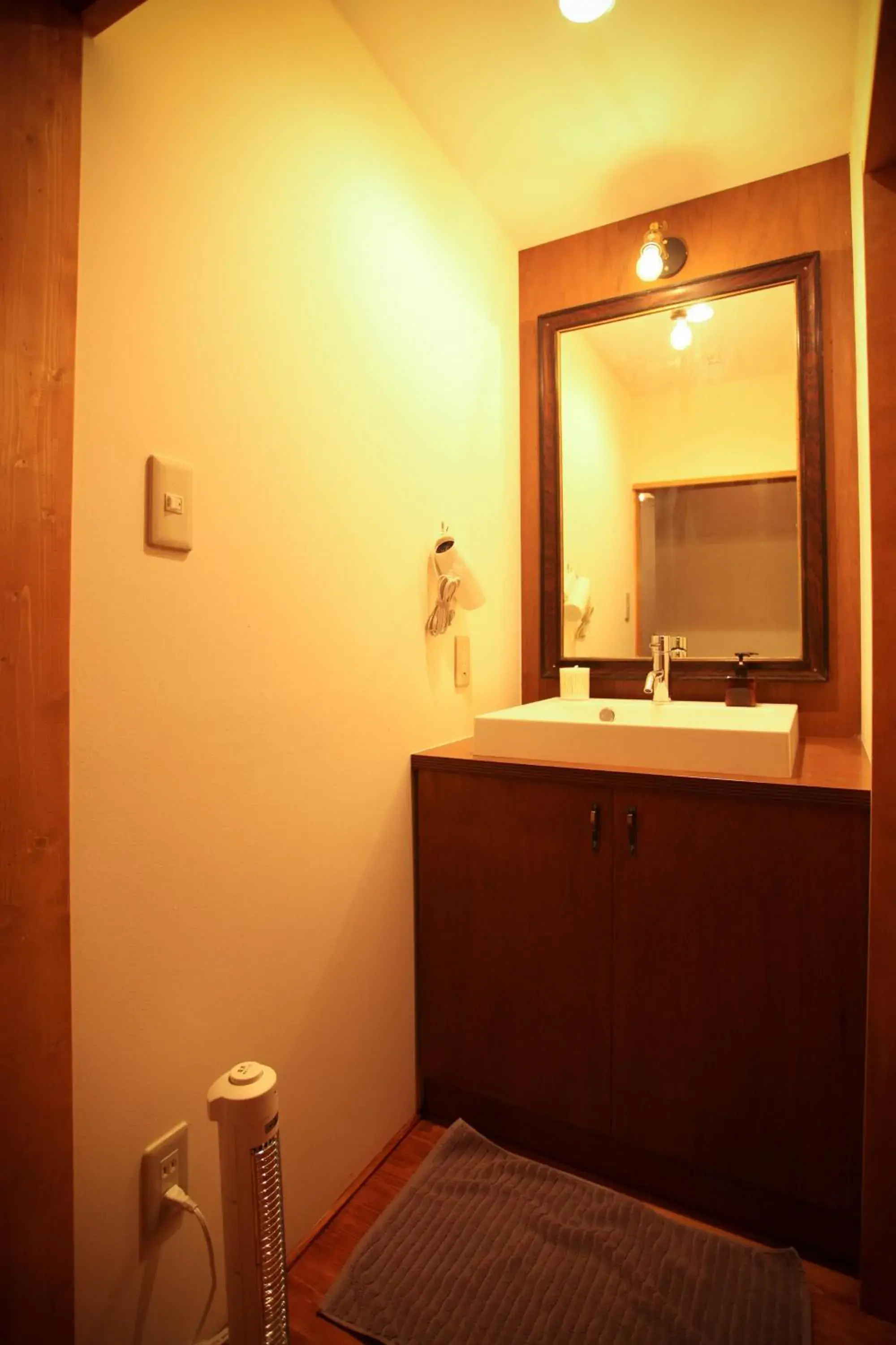 Bathroom in Sheena and Ippei Guesthouse