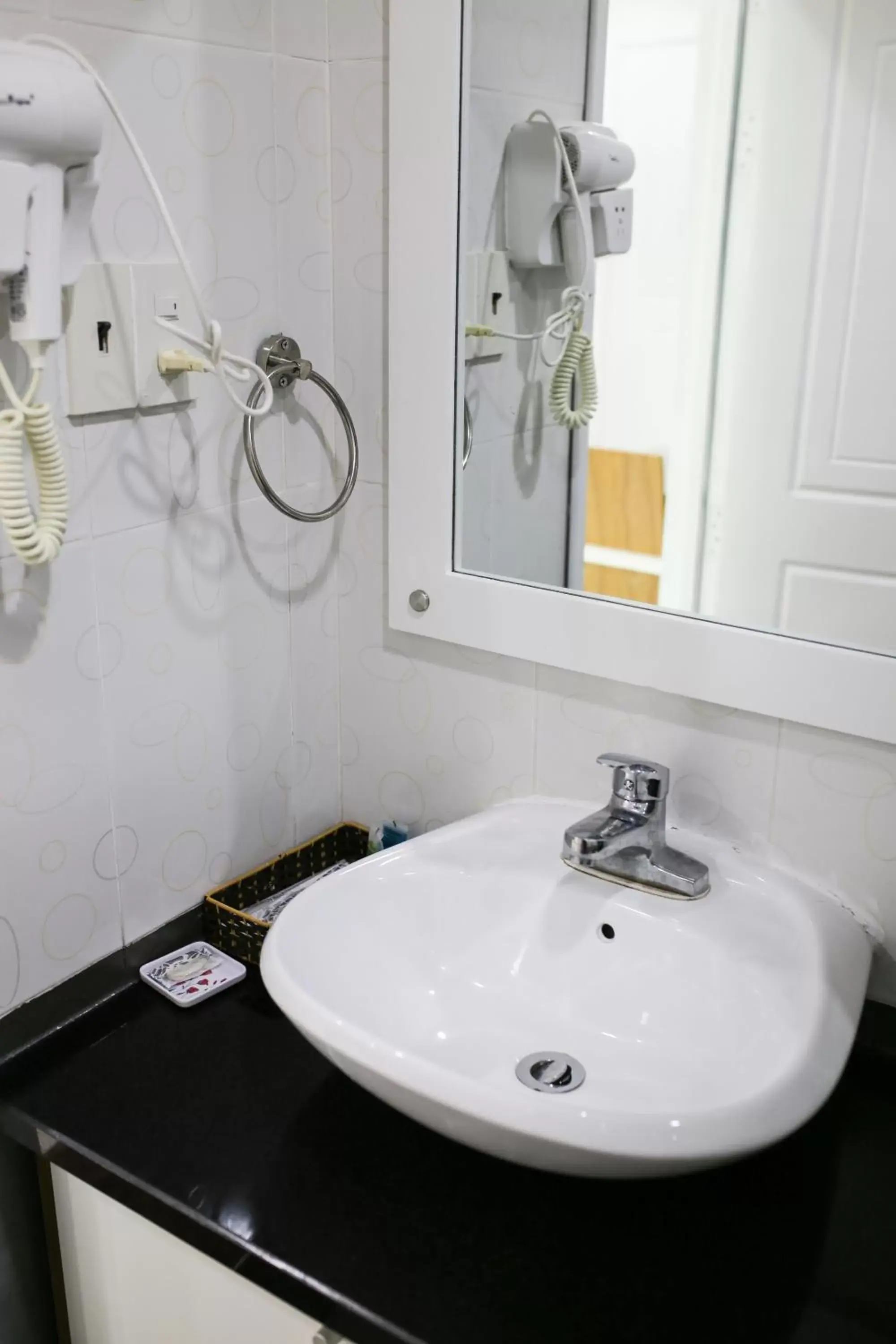 Bathroom in Gold Ocean Apartment