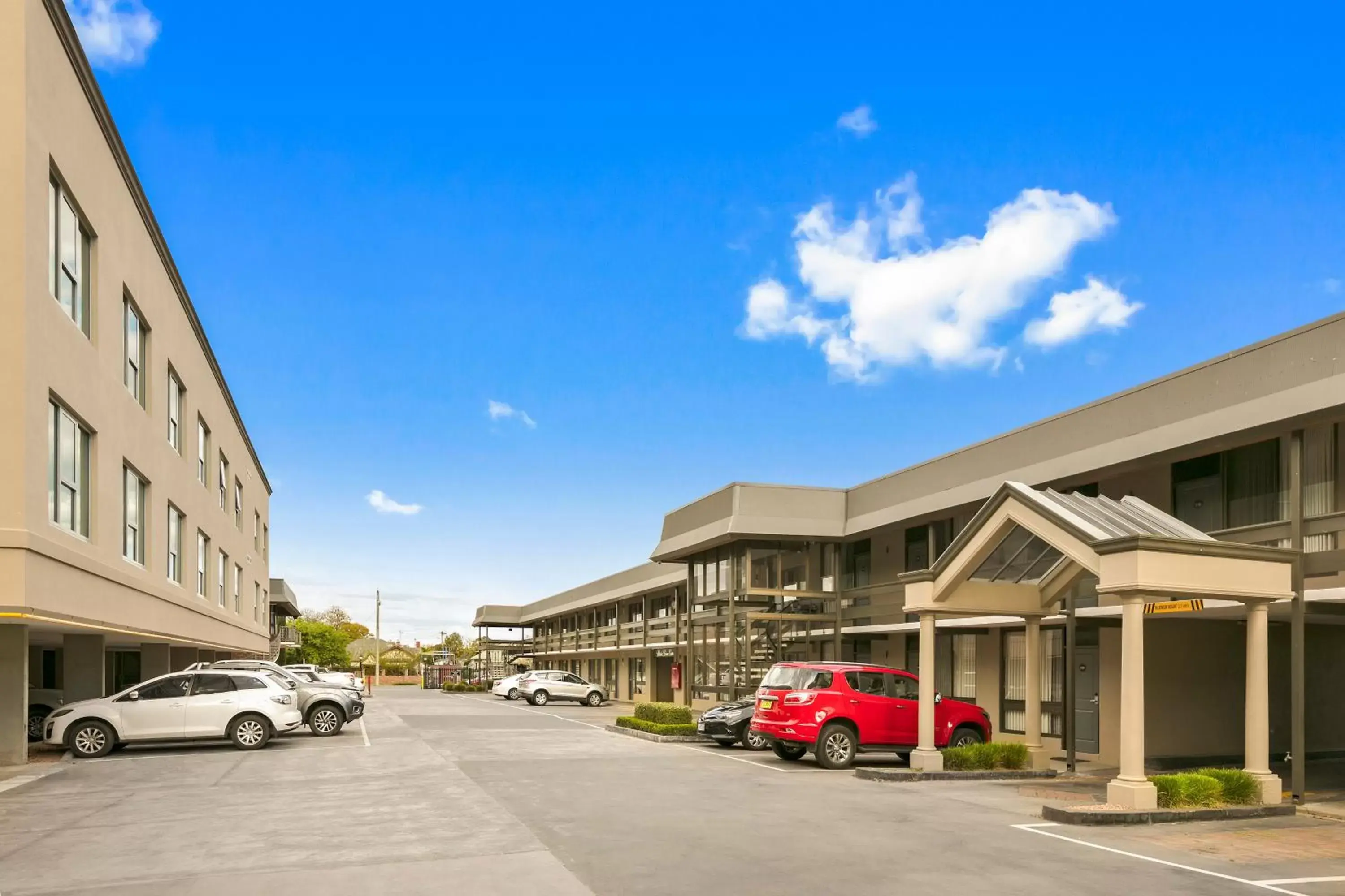 View (from property/room), Property Building in Quality Hotel Parklake Shepparton