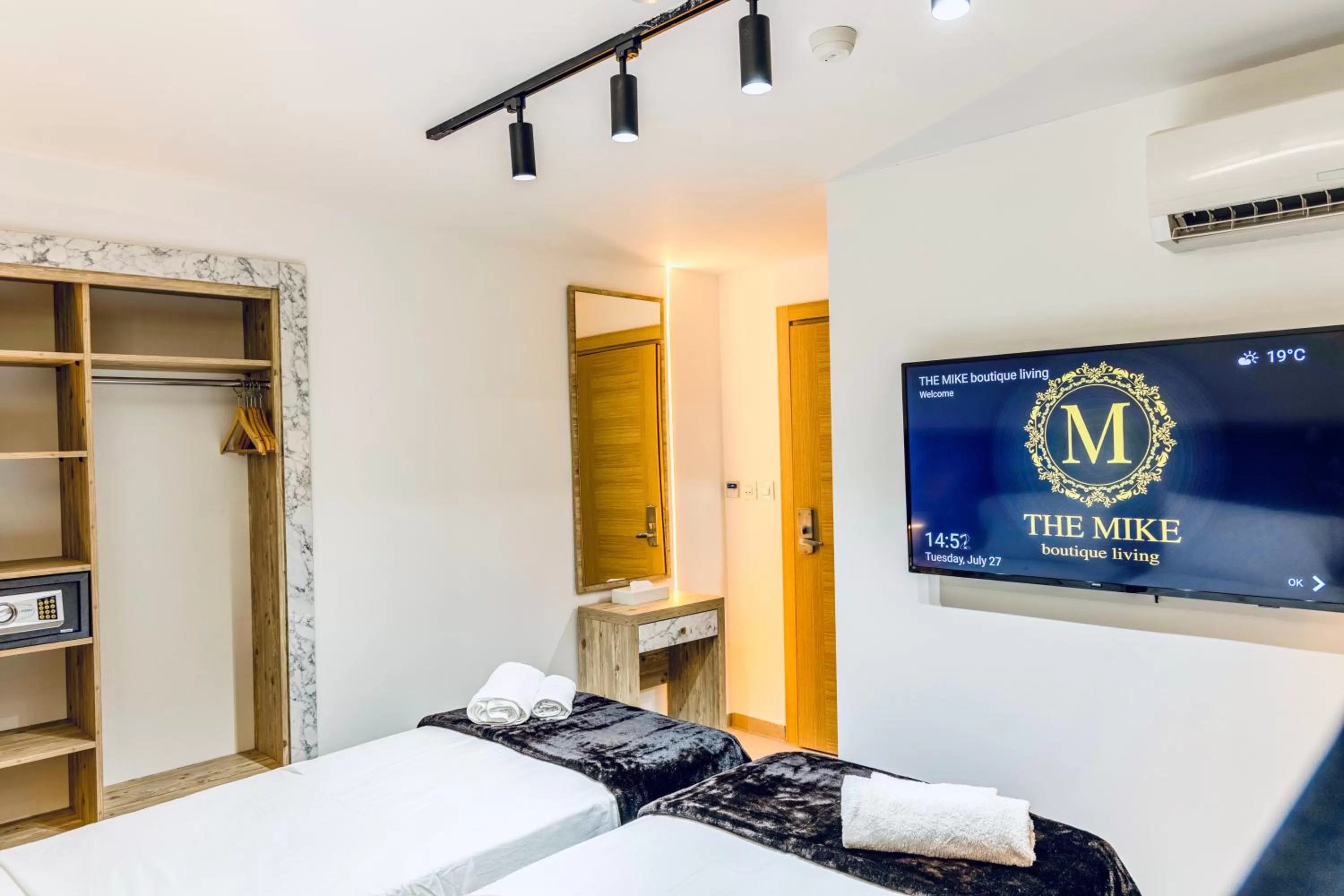 Bed in The Mike Hotel by CX Collection