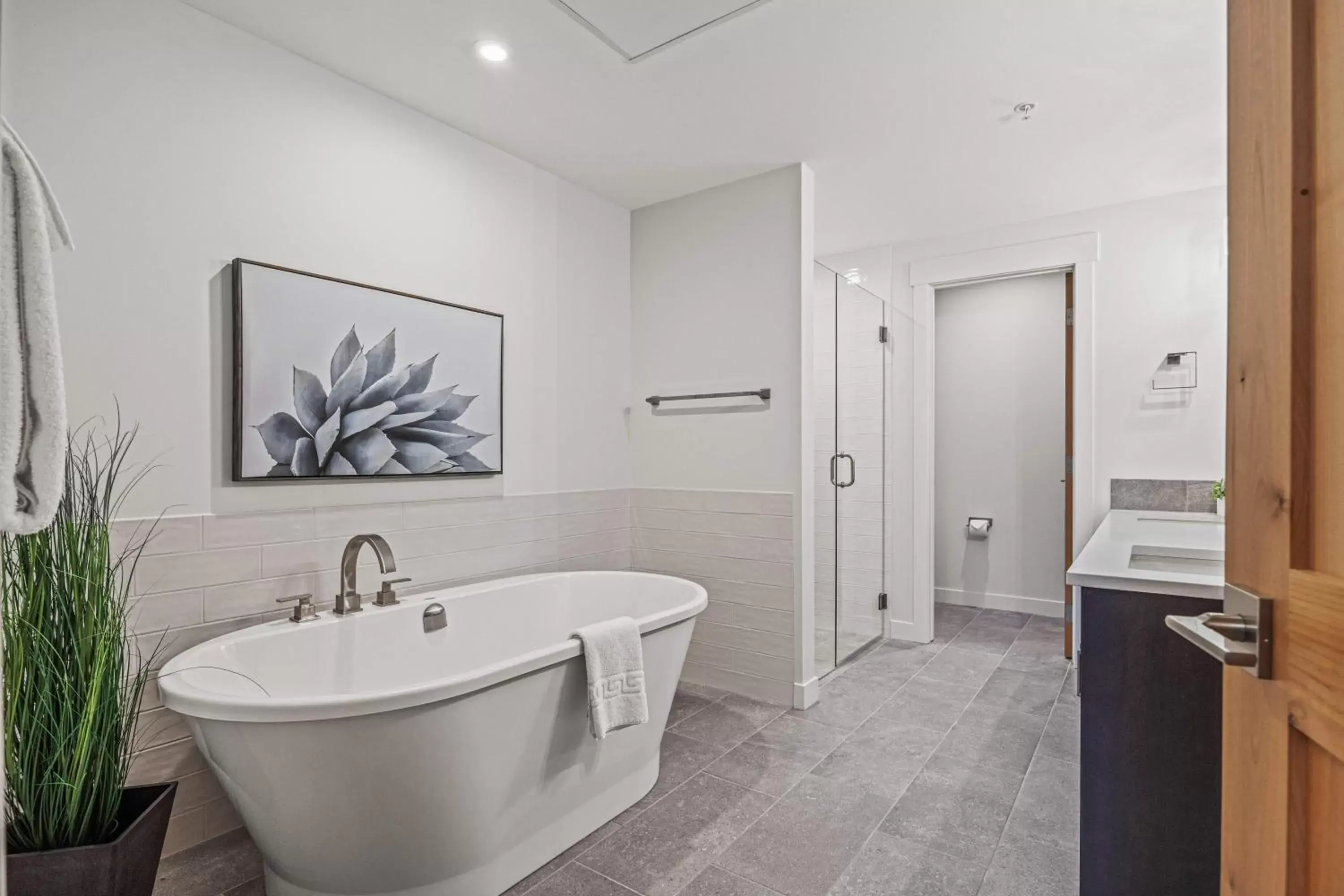 Bathroom in Tamarack Lodge by Spring Creek Vacations