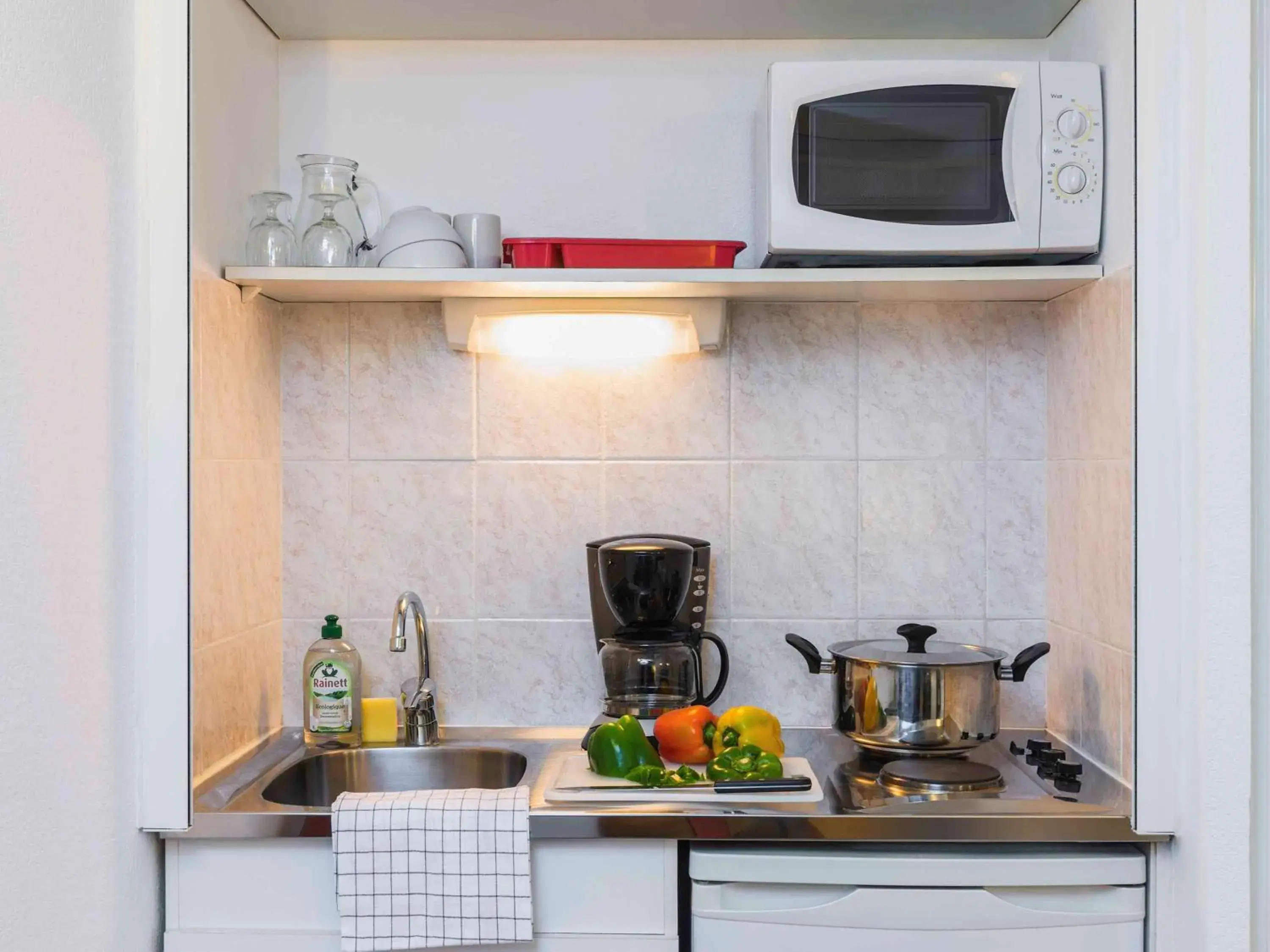 Kitchen or kitchenette, Kitchen/Kitchenette in Aparthotel Adagio Access Nice Acropolis