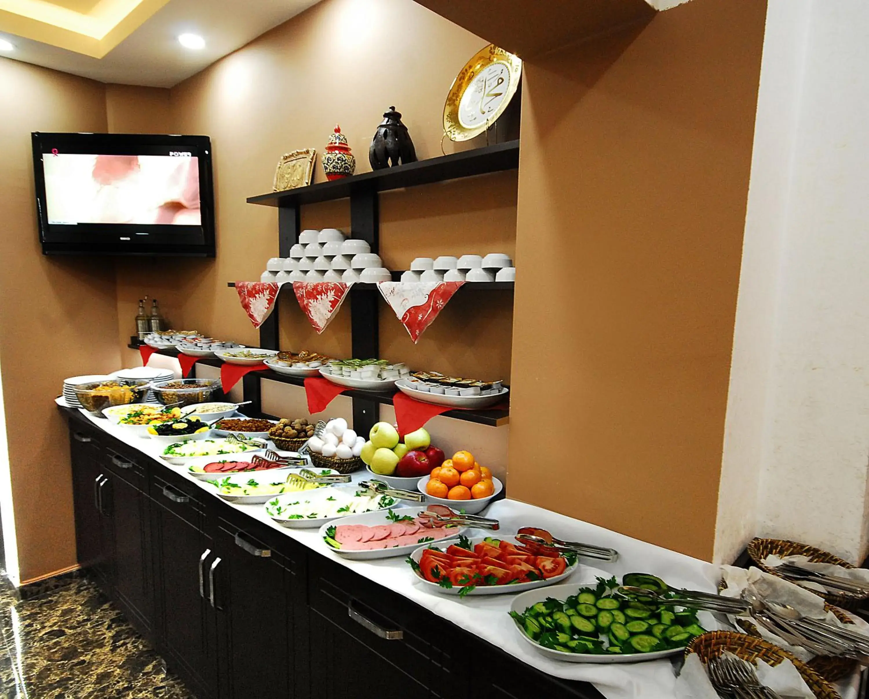 Restaurant/places to eat, Food in Comfort Hotel Taksim